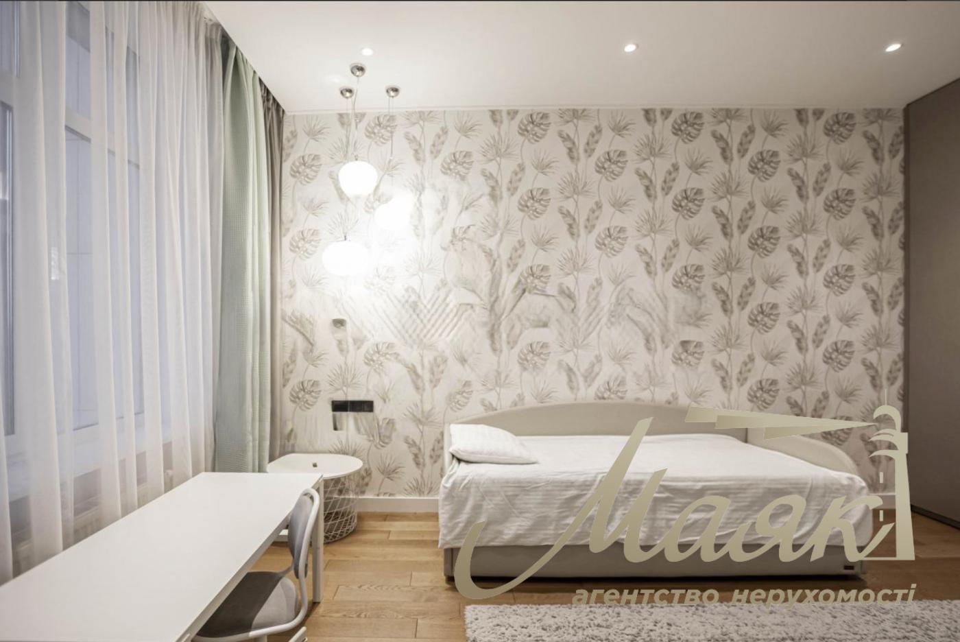 Rent spacious 6-room apartment 290m2 in LCD "Novopecherskie Lipki", Dragomirova St., Pechersk district