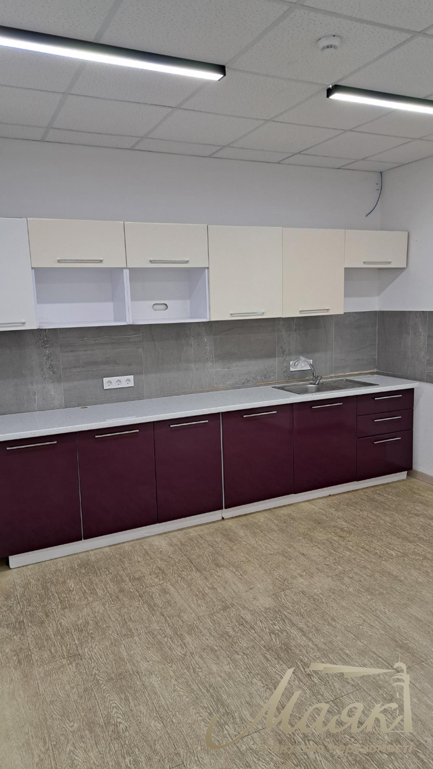 Оренда офісу 260м2 БЦ ILLINSKY вул. Іллінська 8, Поділ, Київ