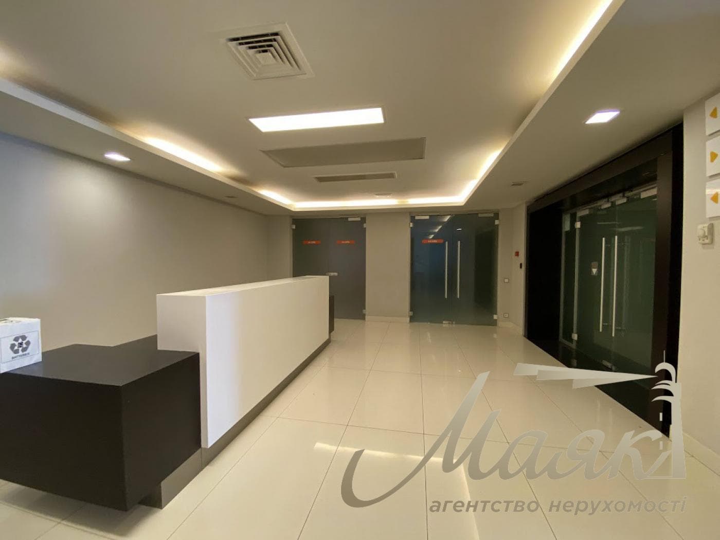 Оренда офісу площею 1800 м² за адресою: Воздвиженка, 56, Поділ.