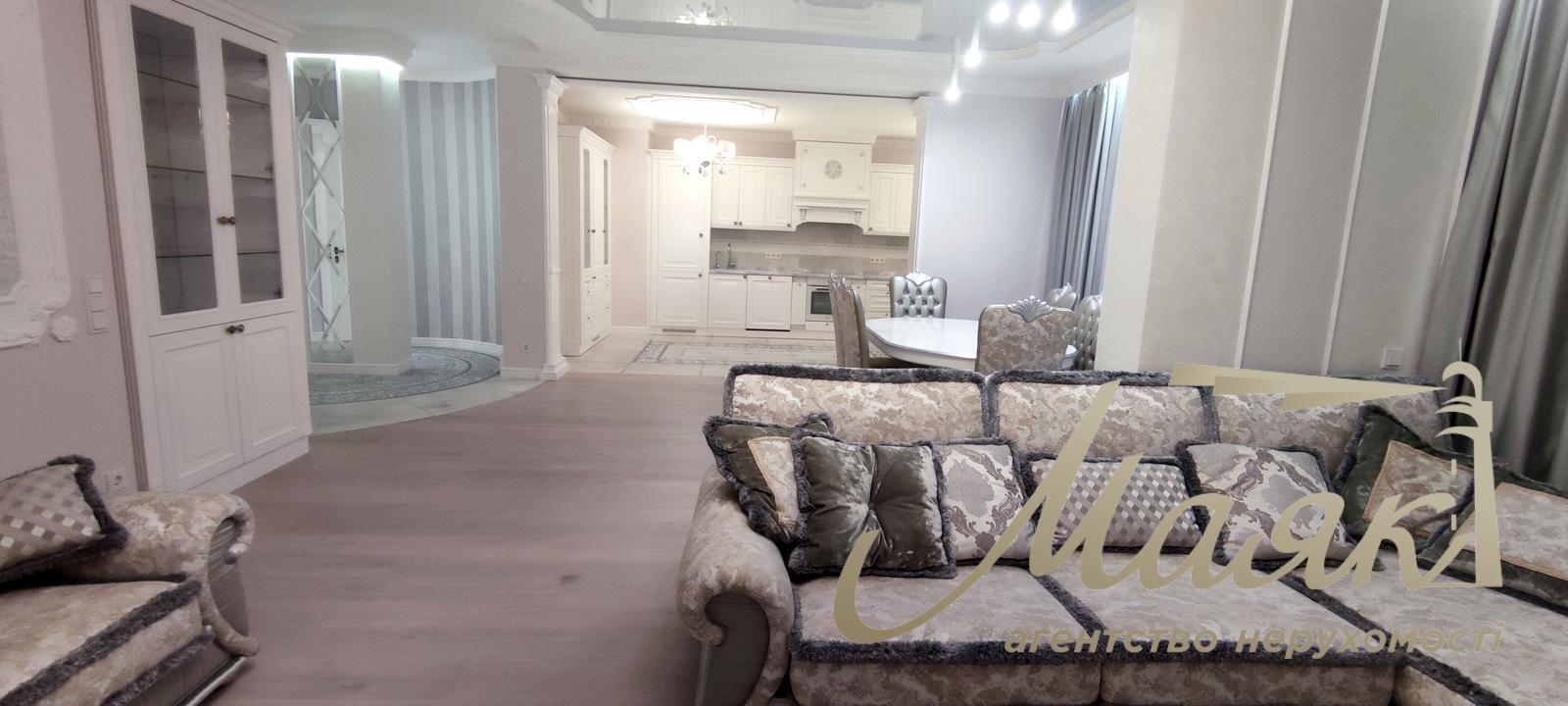 Продаж 5-кімнатної квартири 210 м² у ЖК "Новопечерські Липки" (вул. Верхогляда, колиш. Драгомирова, 11) Печерський район, Київ.