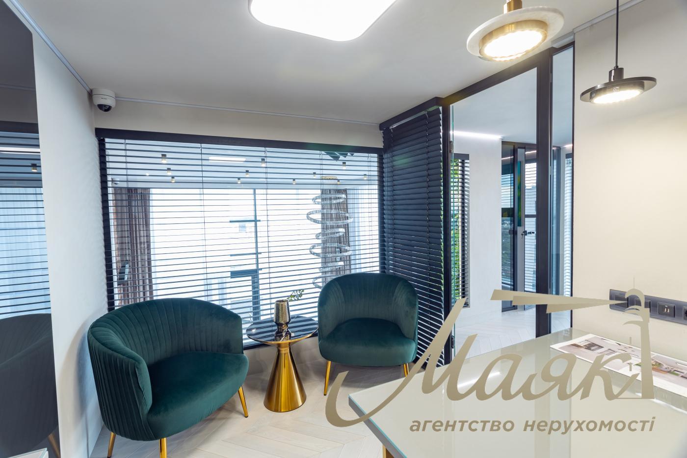 Продаж пентхауса 195 м² з терасою та дизайнерським ремонтом у ЖК Park Avenue VIP, Київ