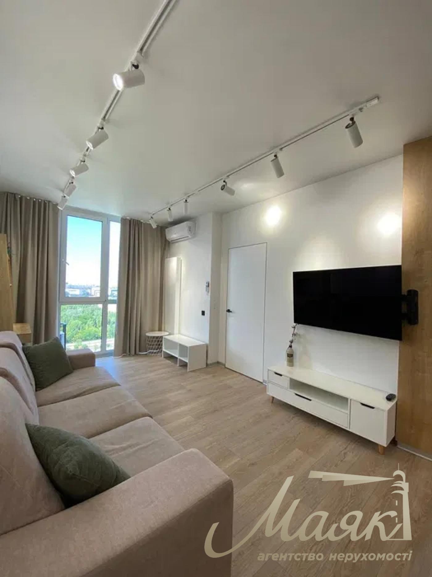 Продажа 1-к квартиры в ЖК Файна Таун, ул. Салютная