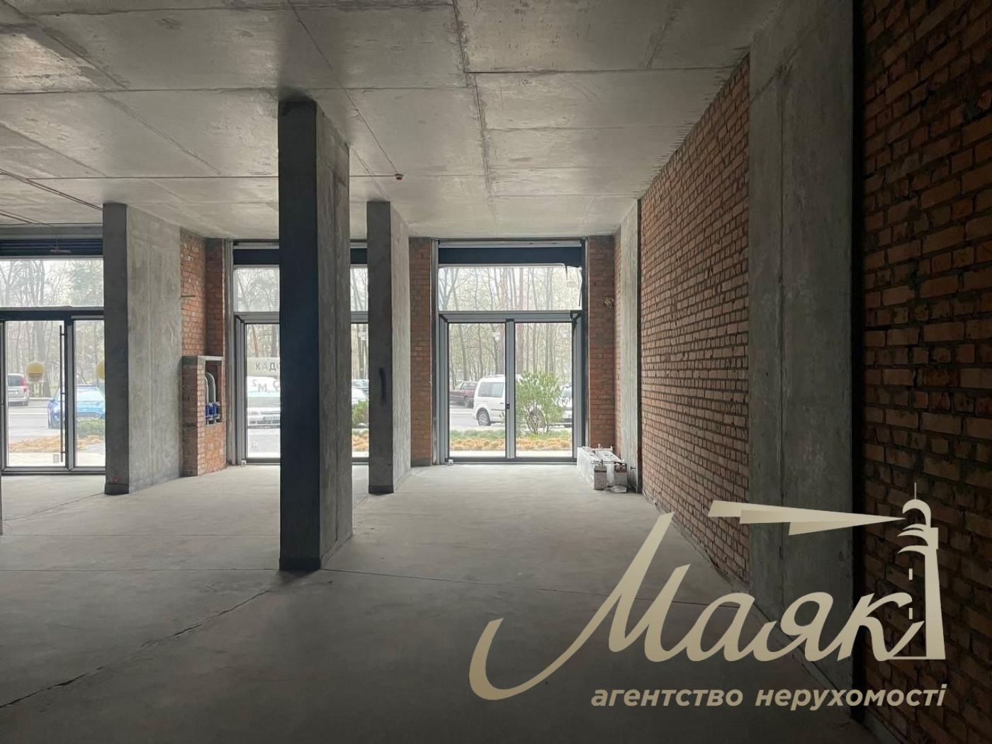 Продаж торговельна площа вул. Князя Романа Мстиславича, Воскресенка, Київ