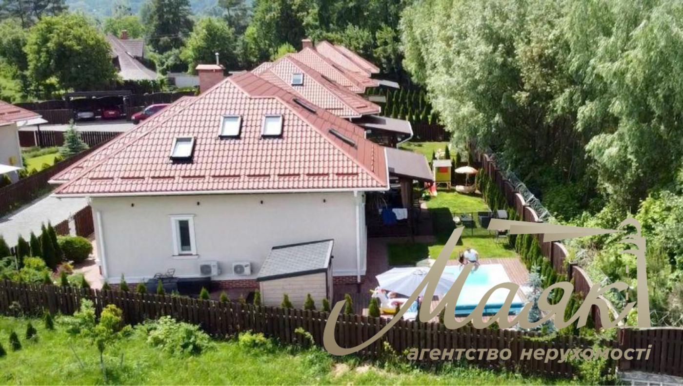 Продаж 2-поверхового будинку 210м2 с.Підгірці, Романків