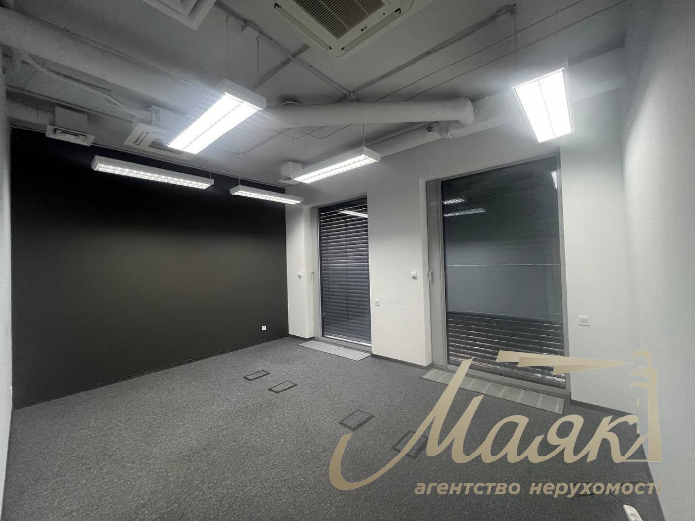 Office for rent 490m2 in BC Merx,15 Leipzigskaya St., Pechersk