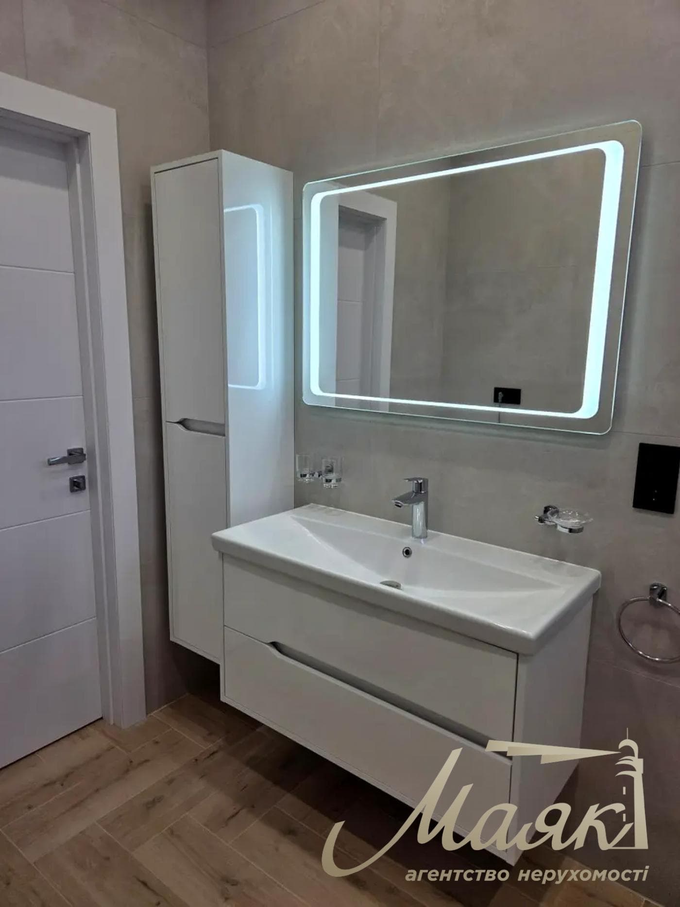 Продаж автономного будинку з сонячною електростанцією | 134 м² | КМ "Міжріччя" Поруч з річкою Десна с. Осещина, вул. Осещина, вул. Зоряна