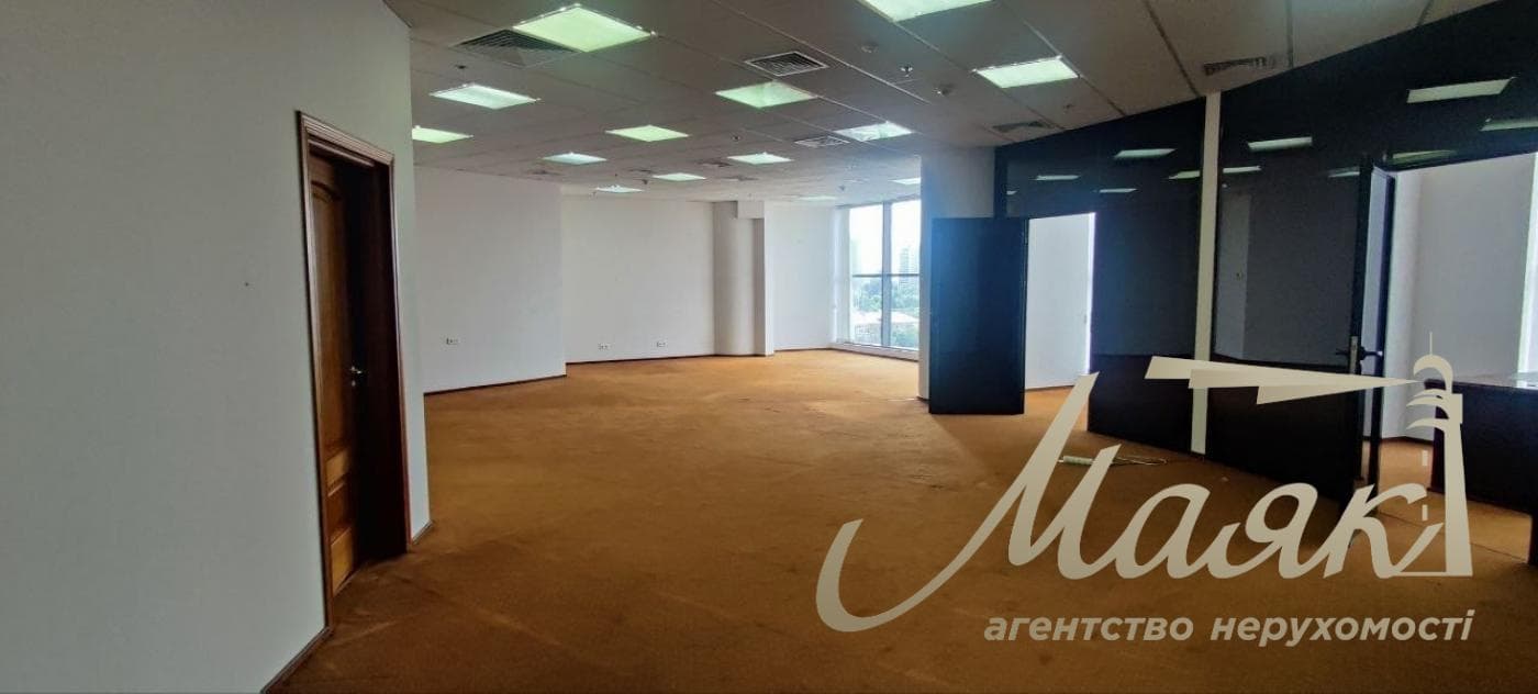 Оренда офісу площею 272,5 м² у бізнес-центрі «Парус», вул. Мечникова, 2, Кловська.