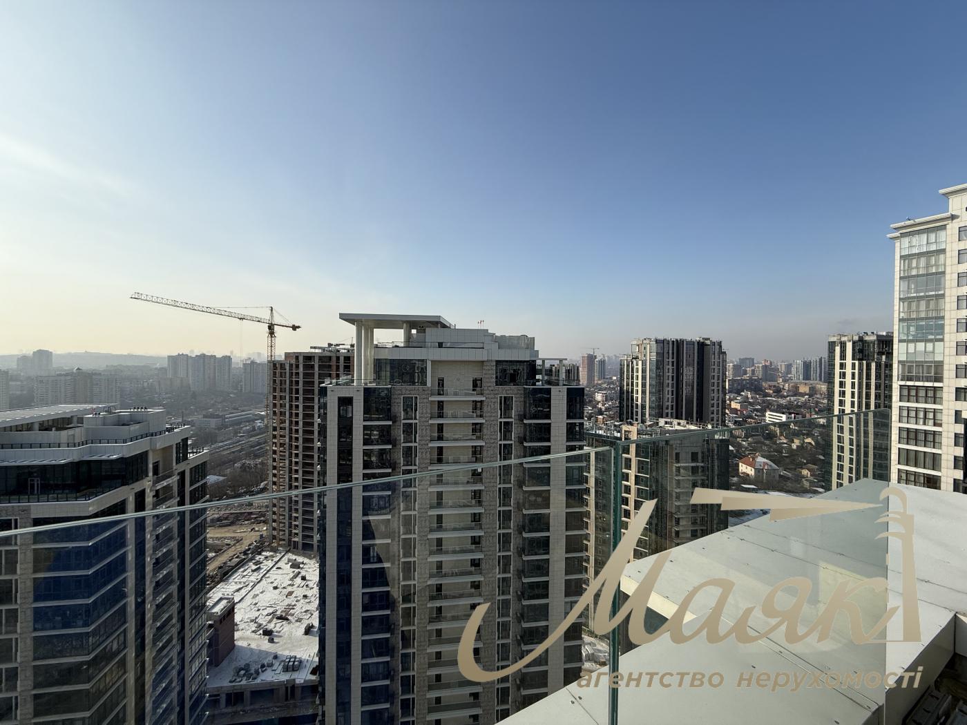 Sale of apartment/penthouse with view in residential complex Novopecherskie Lipki, Andreya Verkhoglyada street, Pechersky district, Kyiv