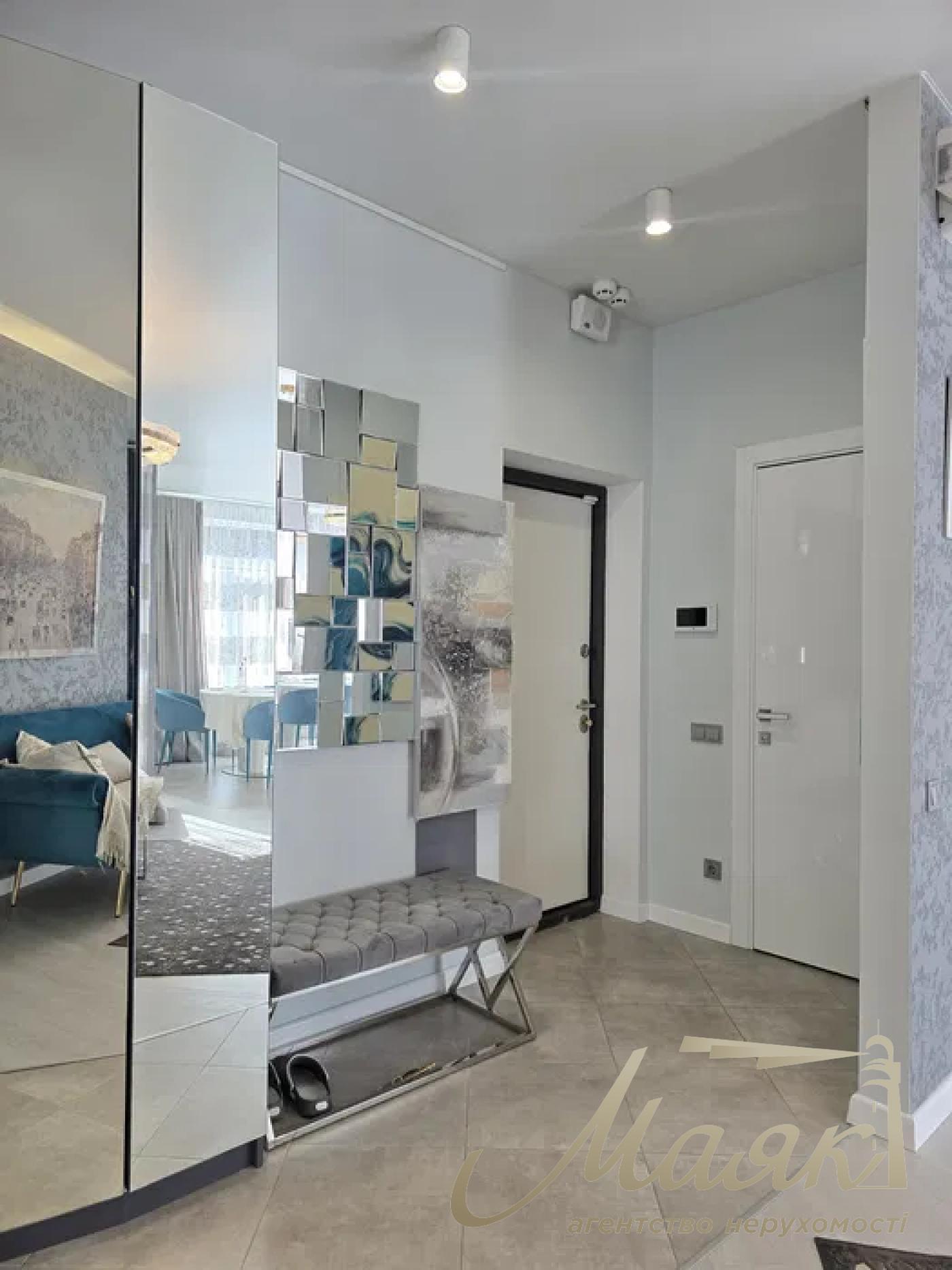 Продаж 4-кімнатної квартири ЖК Busov Hill, вул. Бусловська