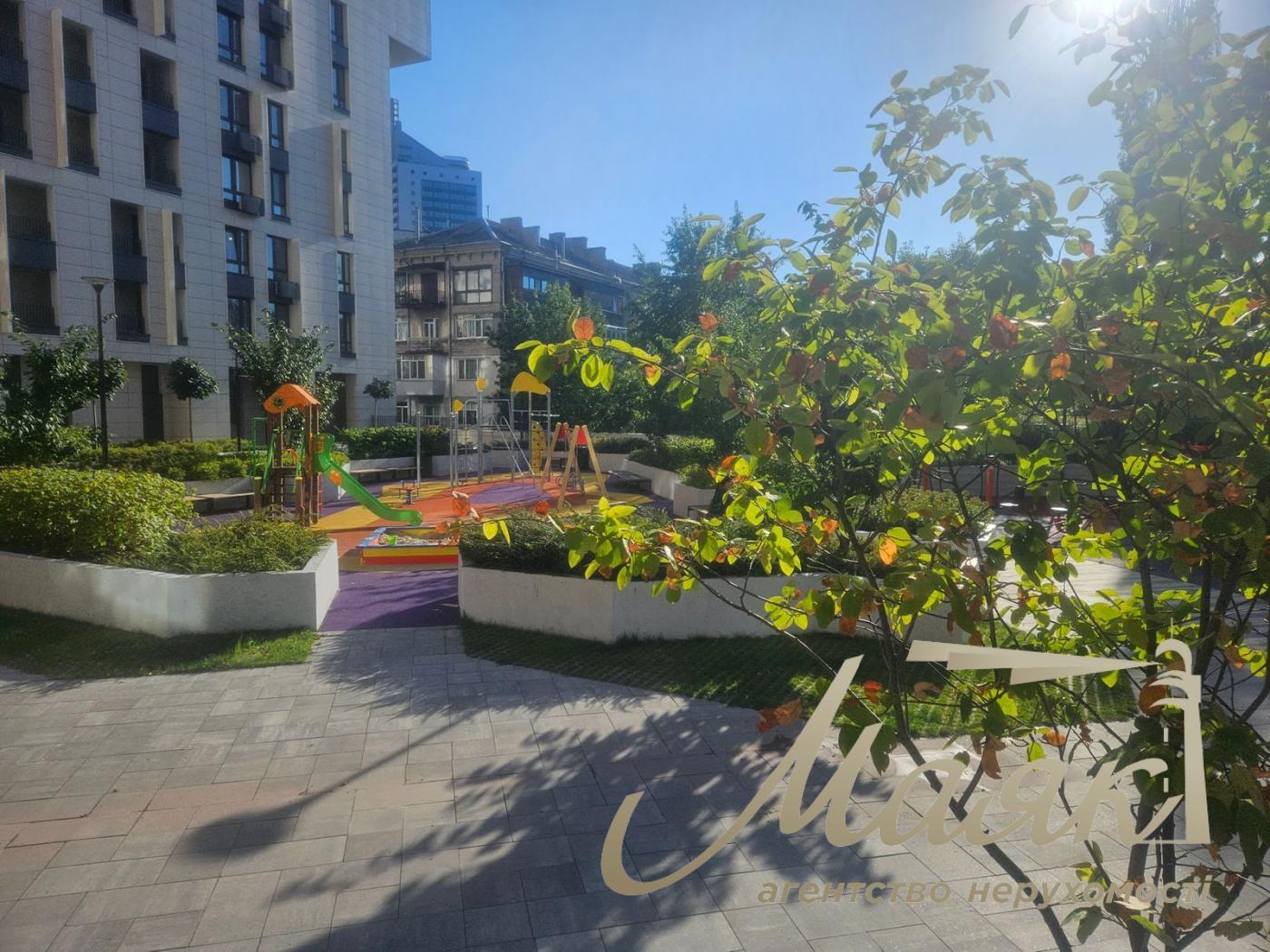 Sale of apartment with terrace in Time residential complex