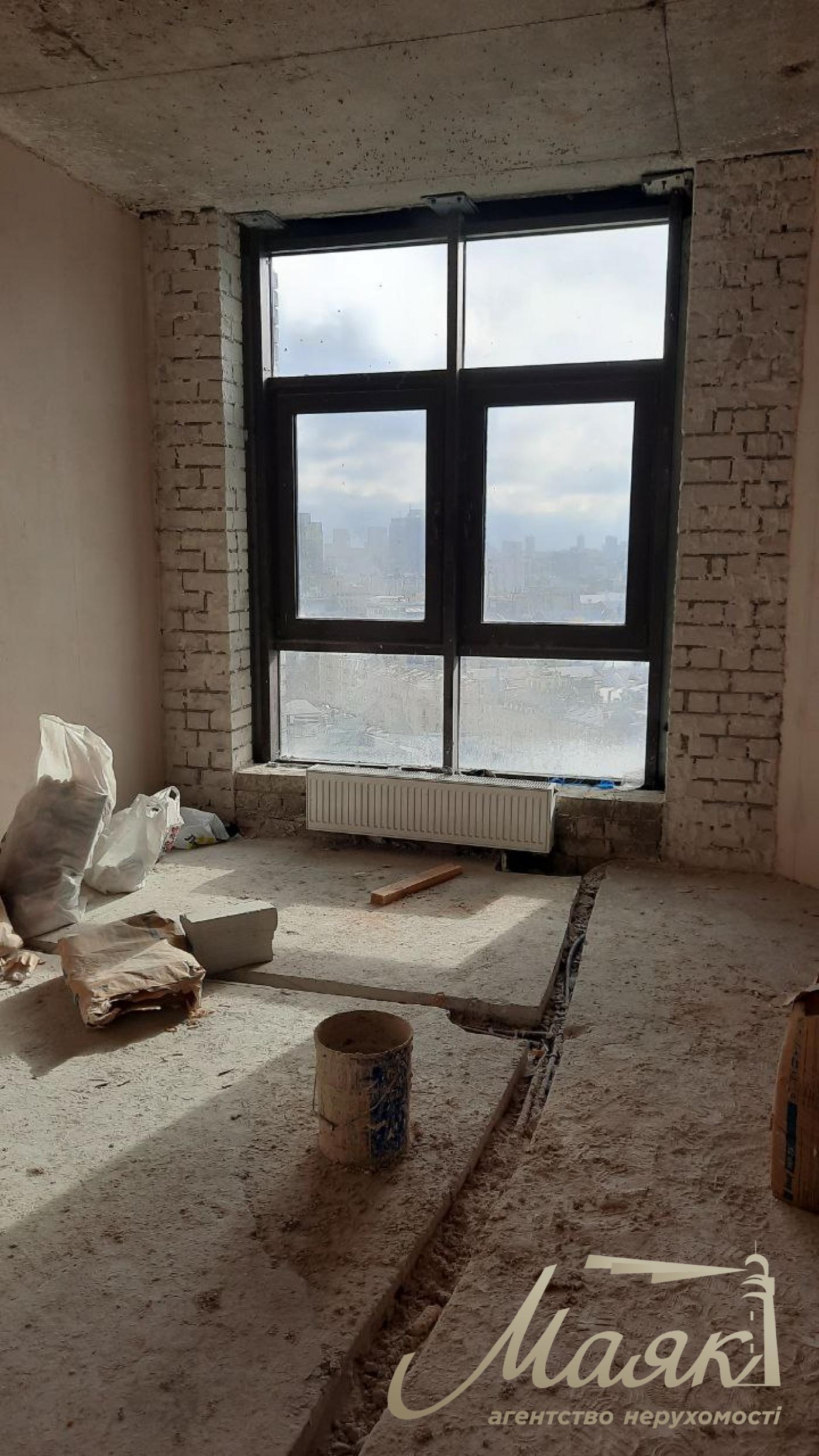 Sale of a view apartment in the residential complex "Fundukleevsky", Bohdan Khmelnitsky street