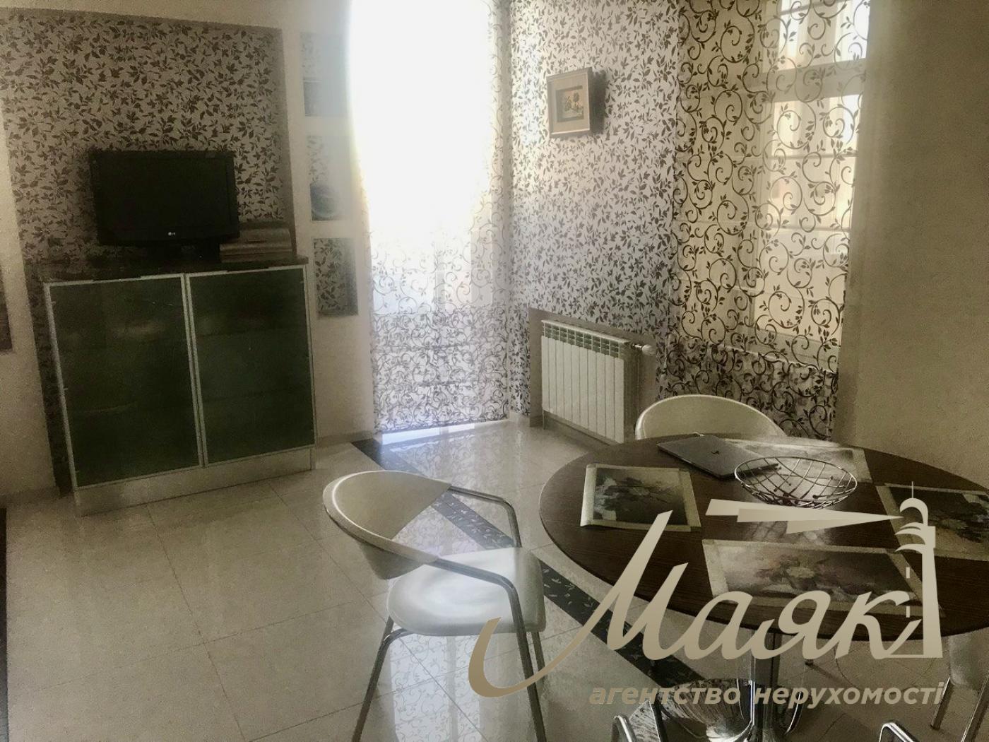 Продаж квартира на вул. Кудрявський узвіз, Поділ, Київ