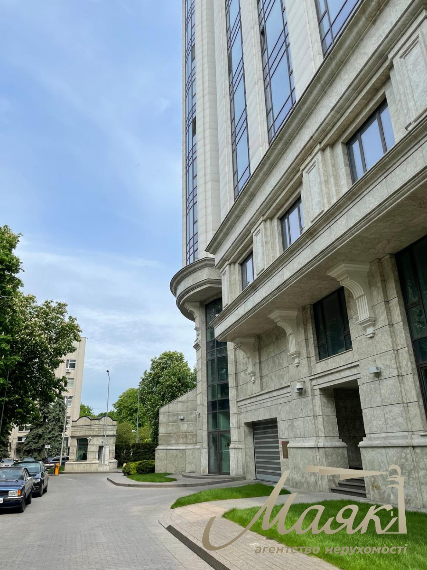 Rent of apartment 309m2 in club house Diamond Hill, Ivana Mazepy (Yanvarskogo Vosstaniya) st., 11b