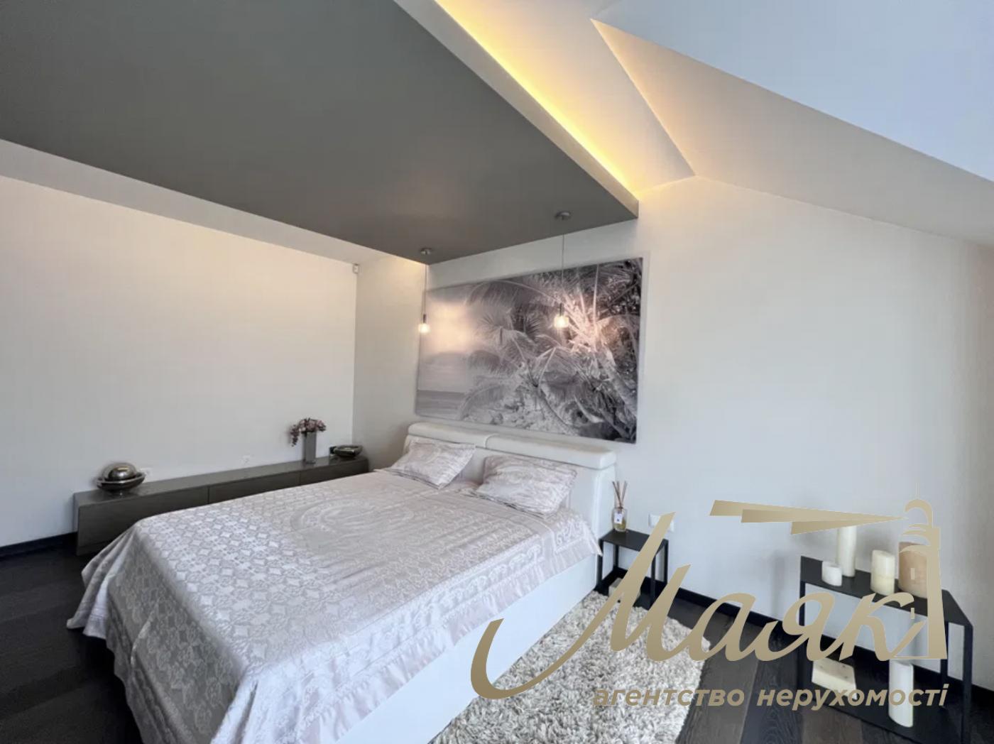 Оренда сучасного будинку Козин, Конча Заспа, з басейном