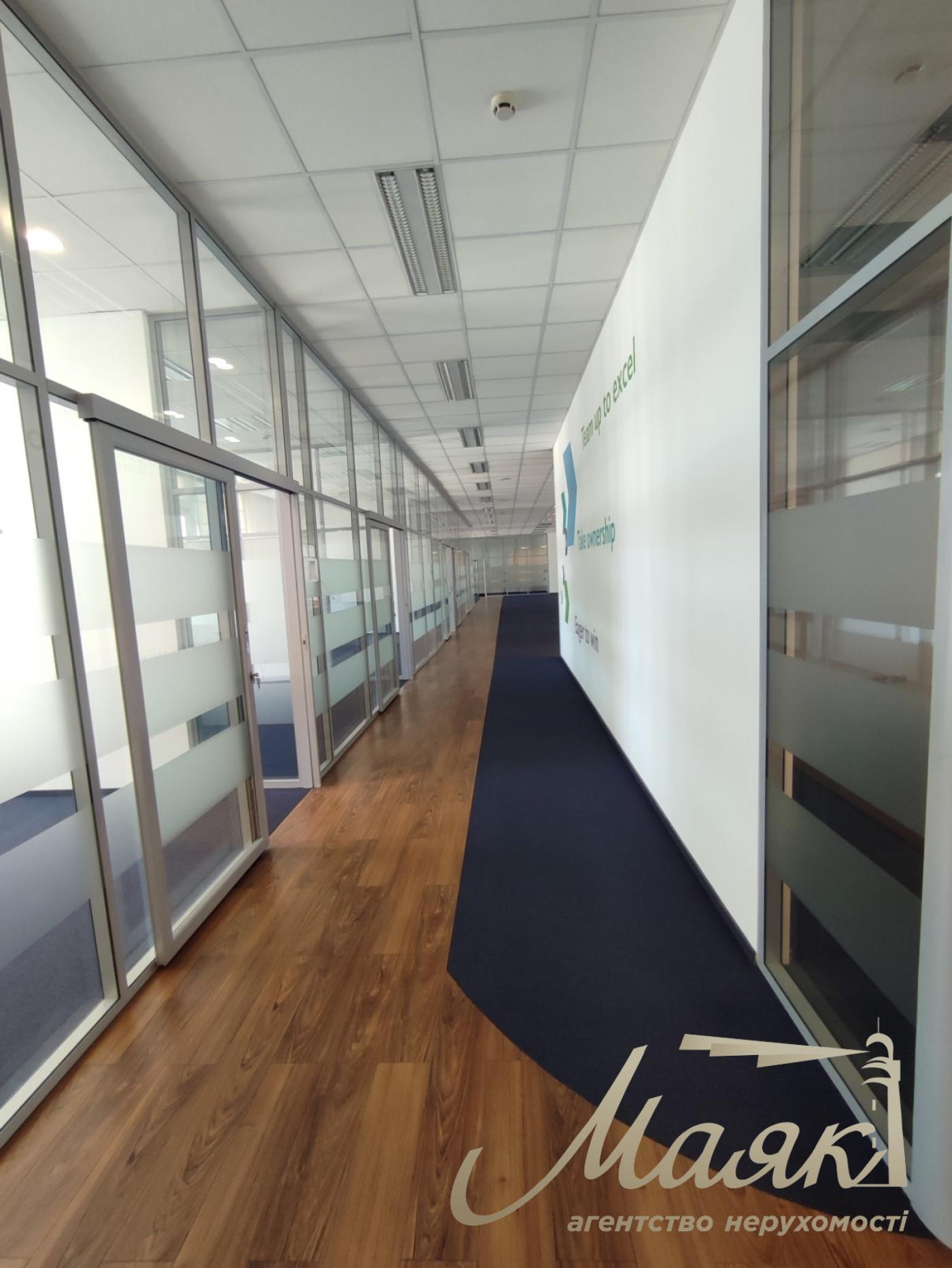 Оренда офісу 976м2 у БЦ Horizon Park