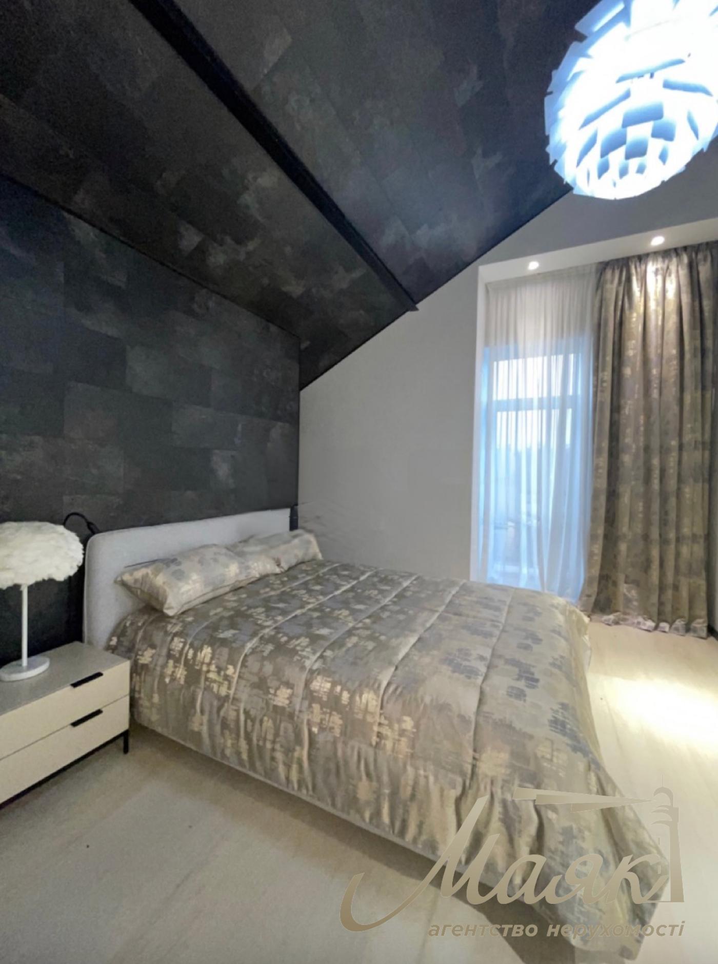 Продажа дома 400м2 в с.Плюты