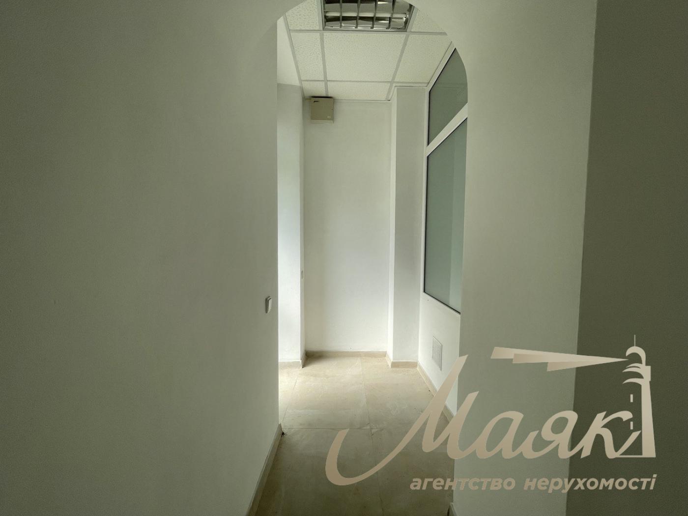 Rent of facade premises 75 sq.m, Antonovycha st. 157. Center. Kyiv