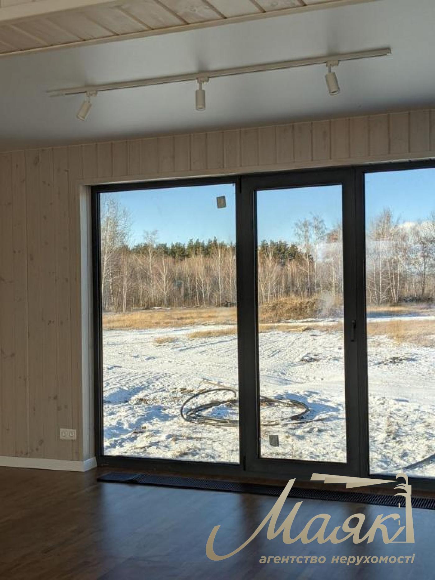 Sale of a country house 76 sq.m. Plot 6 acres. Vishnevoe, Nemeshaevo village. Near the lake.