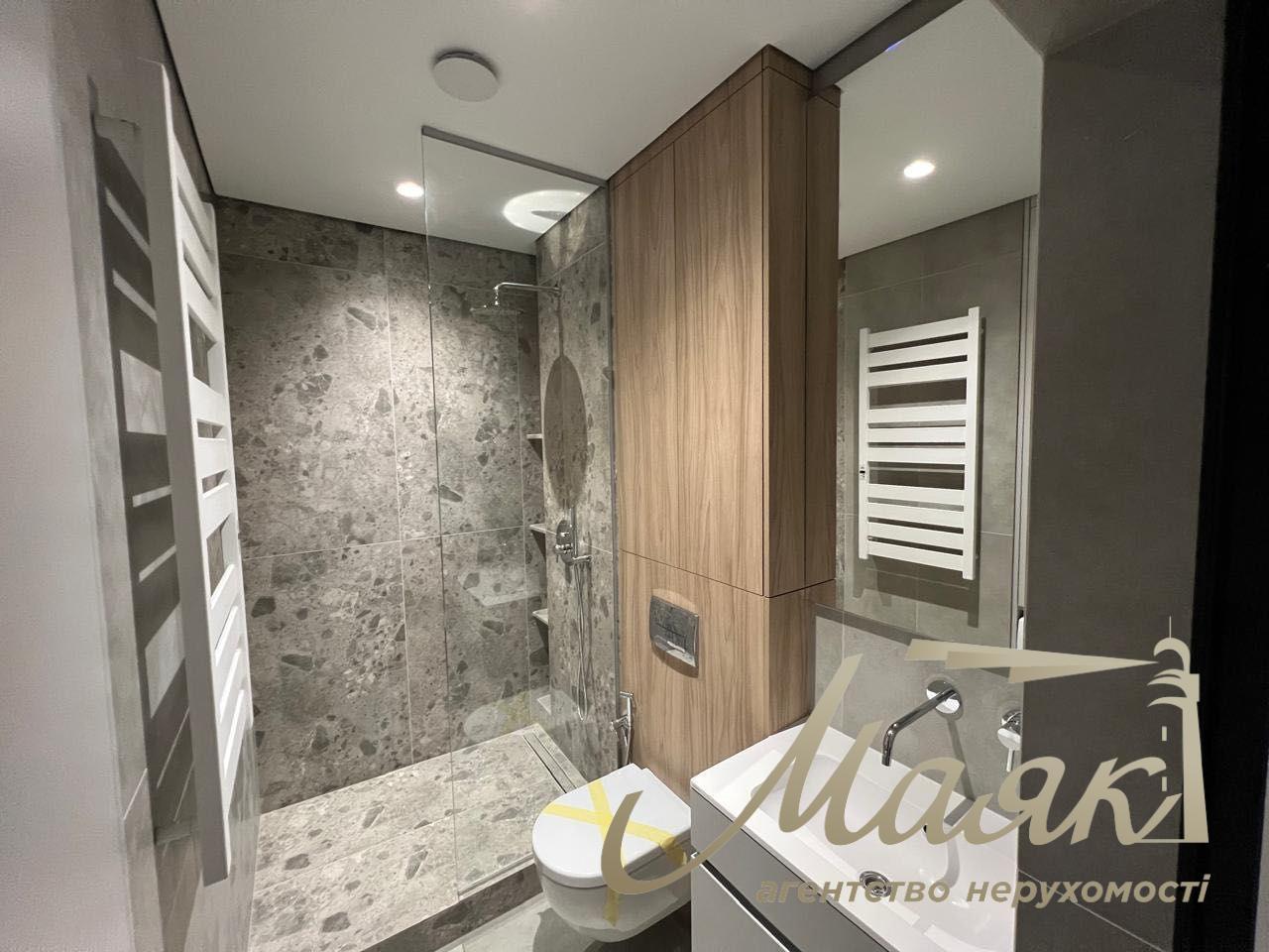 Продажа 2к. квартиры 65 кв.м в ЖК White Lines, просп. Голосеевский