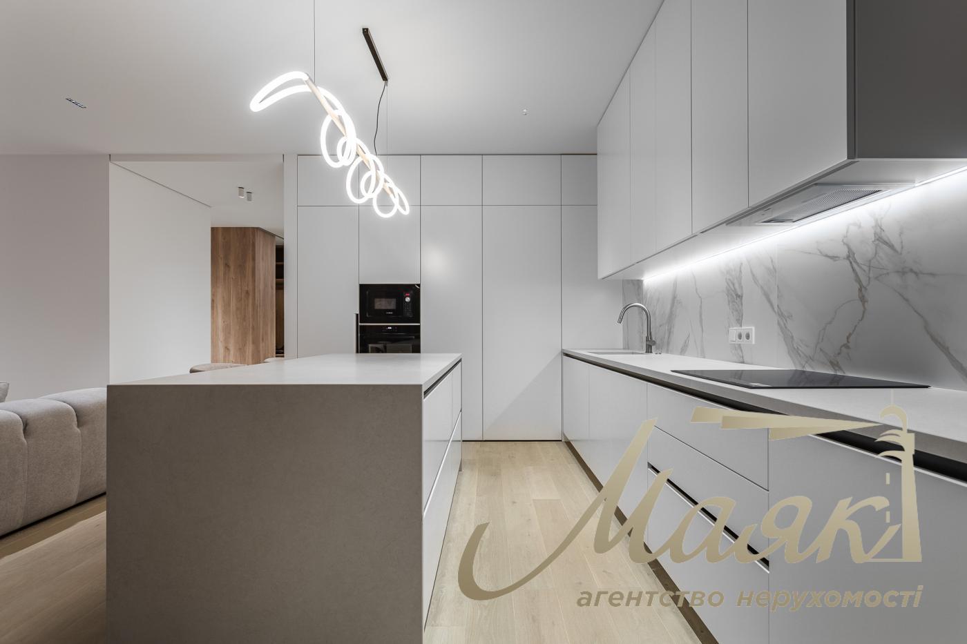 Продаж 4-кімнатної квартири ЖК Новопечерські Липки вул. Верхогляда (Верхогляда)