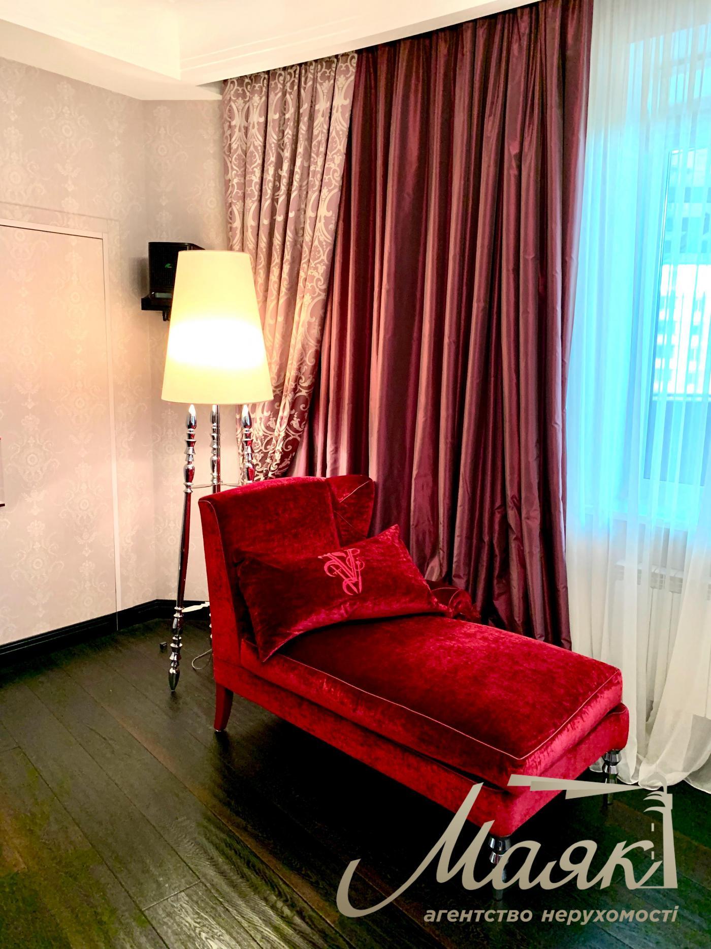 Продаж пентхауса 355м2, вул. Срібнокільська, 12, Позняки