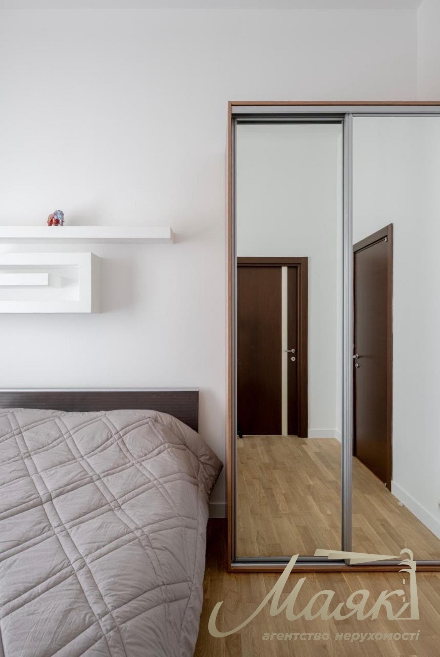 Оренда 3-кімнатної квартири площею 95 м², вулиця Антоновича, 23