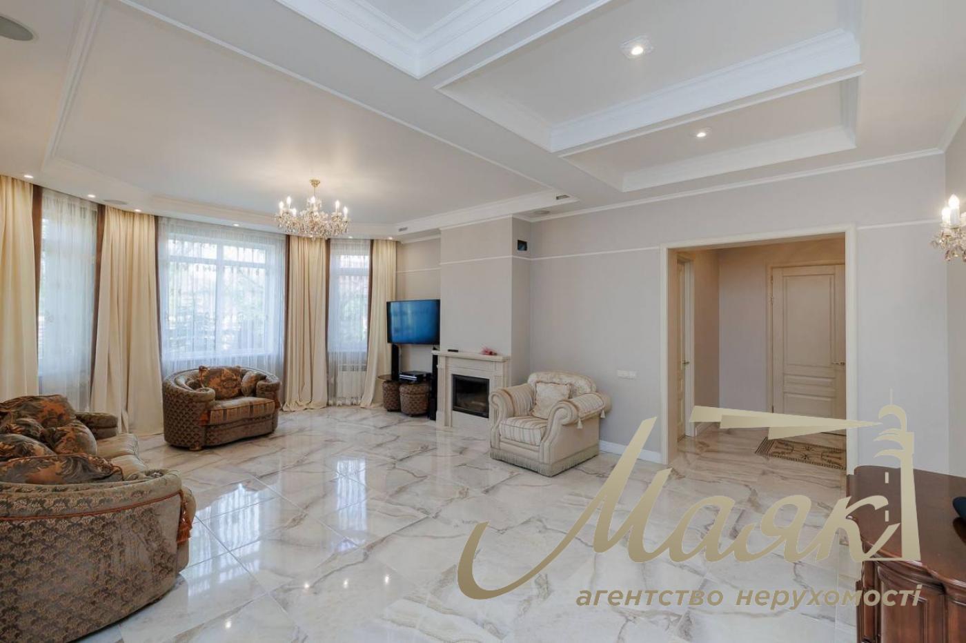 Аренда 2-х этажного дома 240м2, Голосеевский район, Чапаевка.