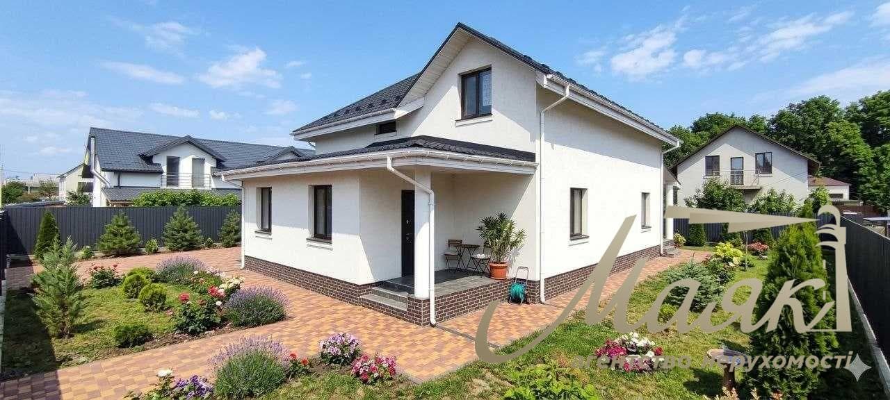 For sale 2-storey house 250m2 in Gatnoye village, cottage development, Kyiv-Svyatoshinsky district, Kyiv region.