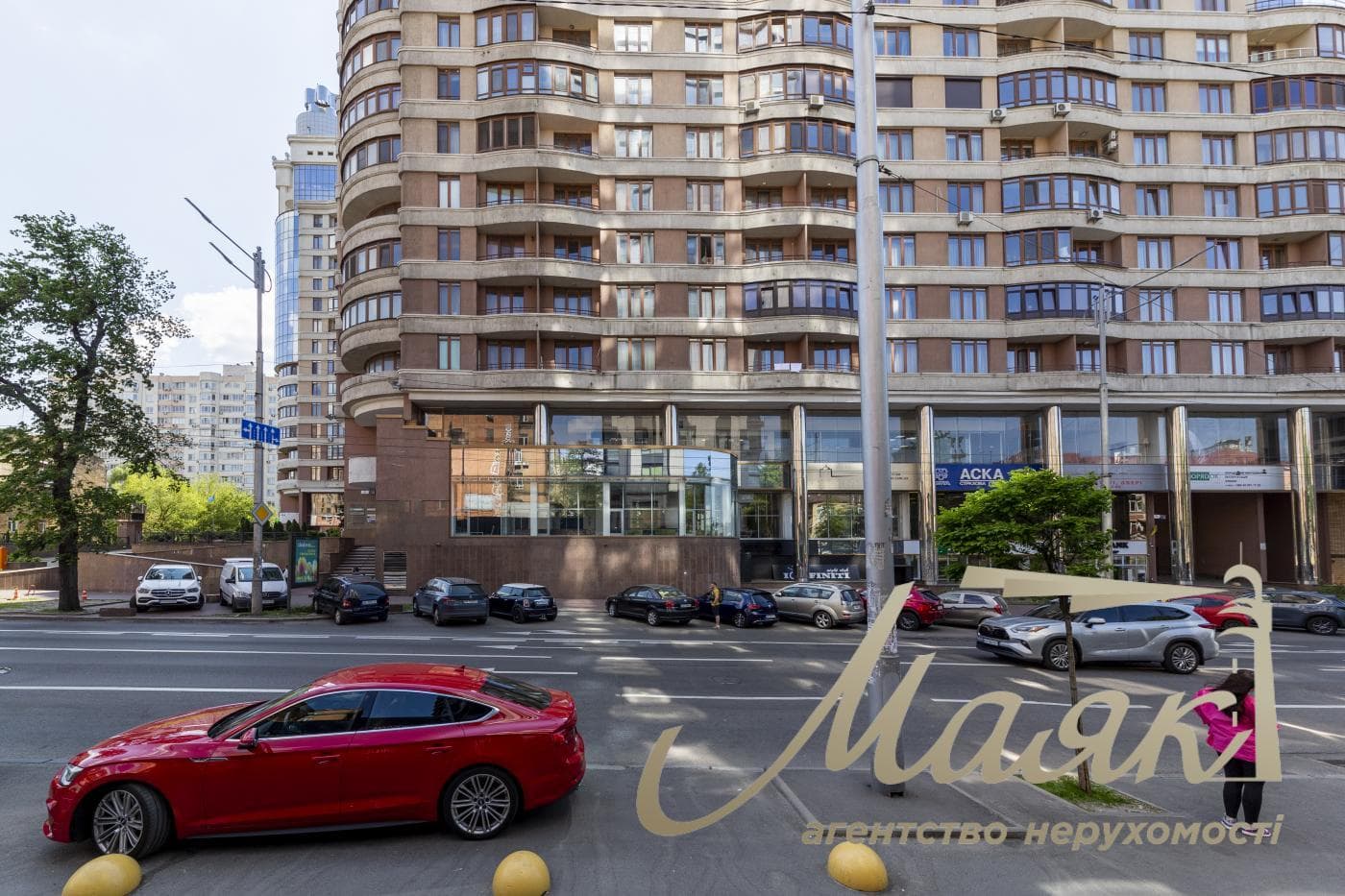 Оренда офісу площею 500 м² у ЖК «Дипломат Холл», вул. Жилянська, 59