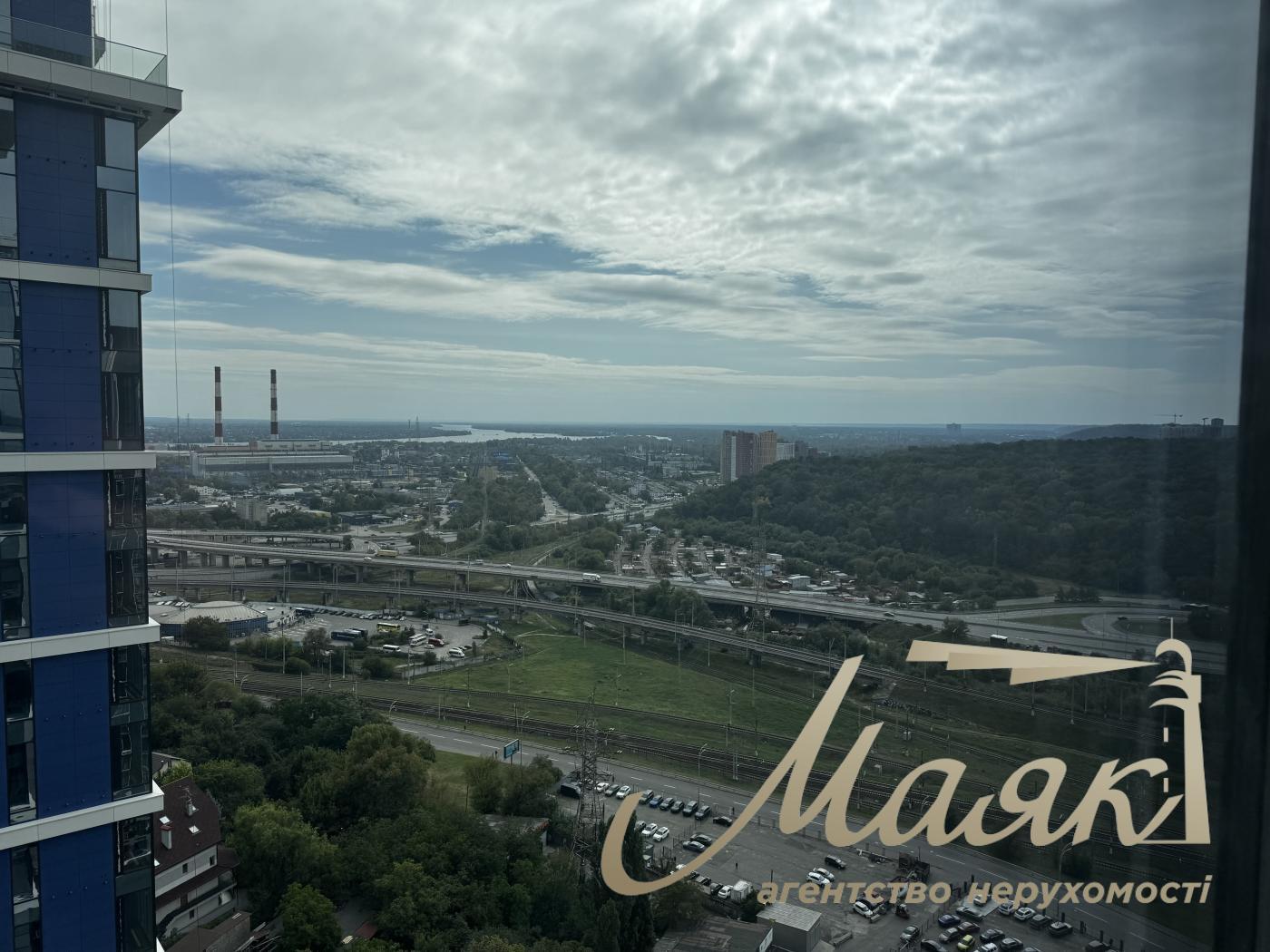 Продажа 3-х комнатной квартиры 108 кв.м в ЖК Edelweiss House Печерск