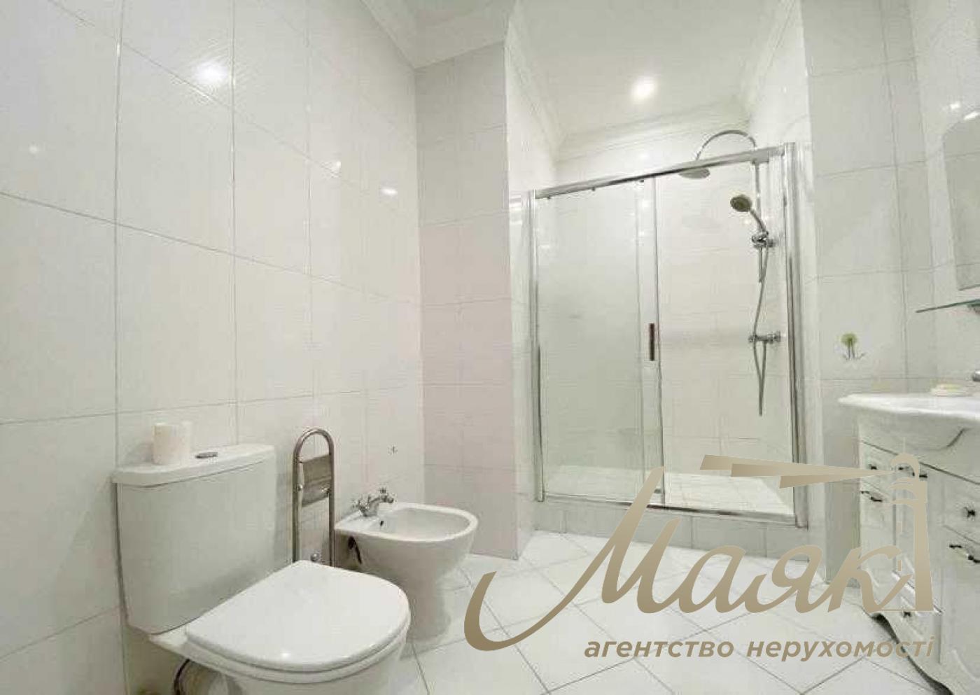 Аренда 3-к квартириры ЖК Панорама на Печерске, Центр