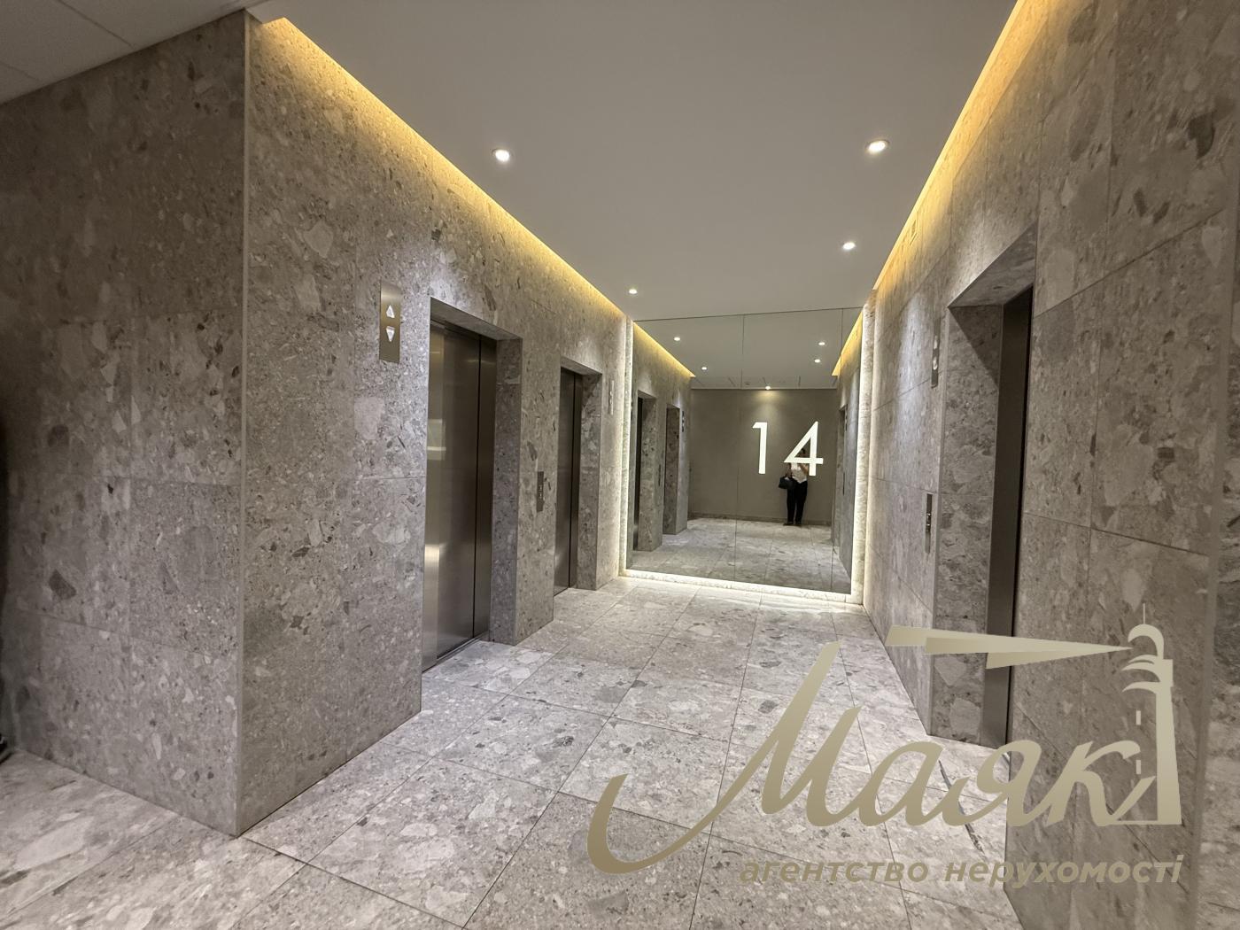 For sale 3 bedroom apartment in LCD Tetris Hall, Ivan Fedorov Street, Kiev