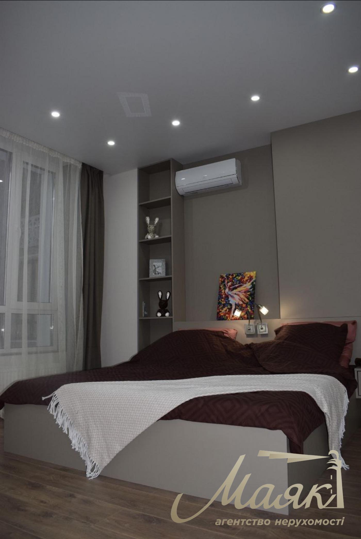 Продаж 1-к квартири 70М2 Бойчука Михайла вулиця 41 ЖК "Новопечерська Вежа"