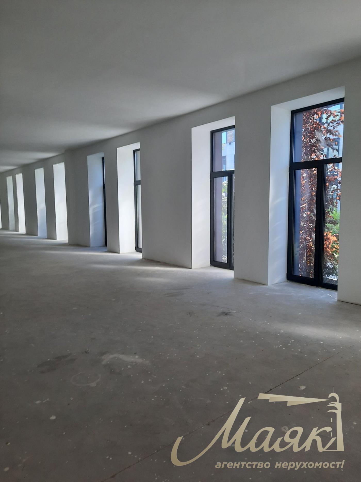 Аренда коммерческого помещения 548м2 в БЦ, м. Васильковская