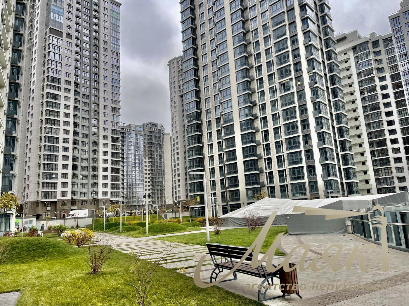 Продажа 2-комнатной квартиры, 61 м2, ЖК Новопечерские Липки, ул. Верхогляда (Драгомирова)