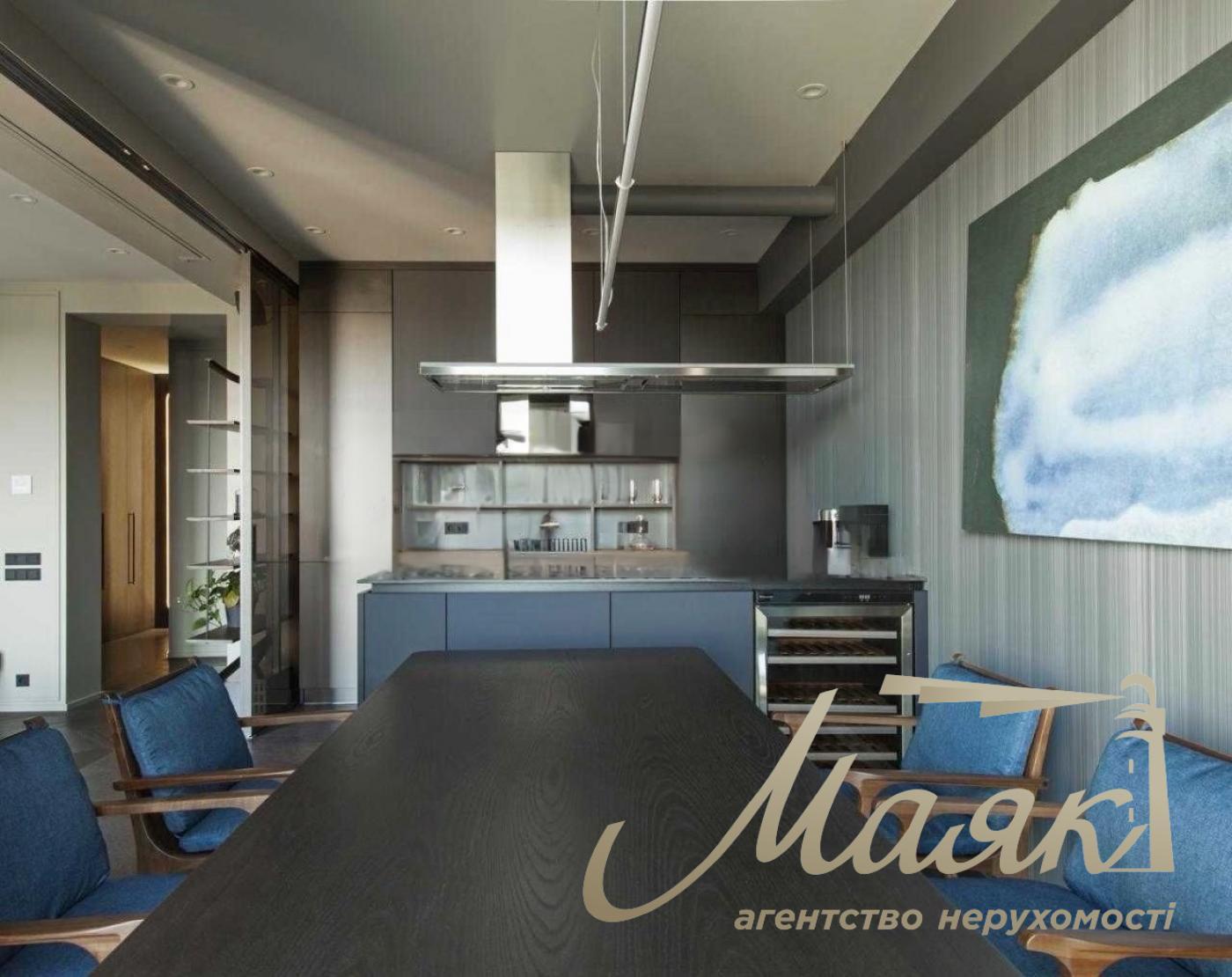 Продаж 2-кімнатної квартири 100 м², Виноградний пров., 4, Липки, Київ