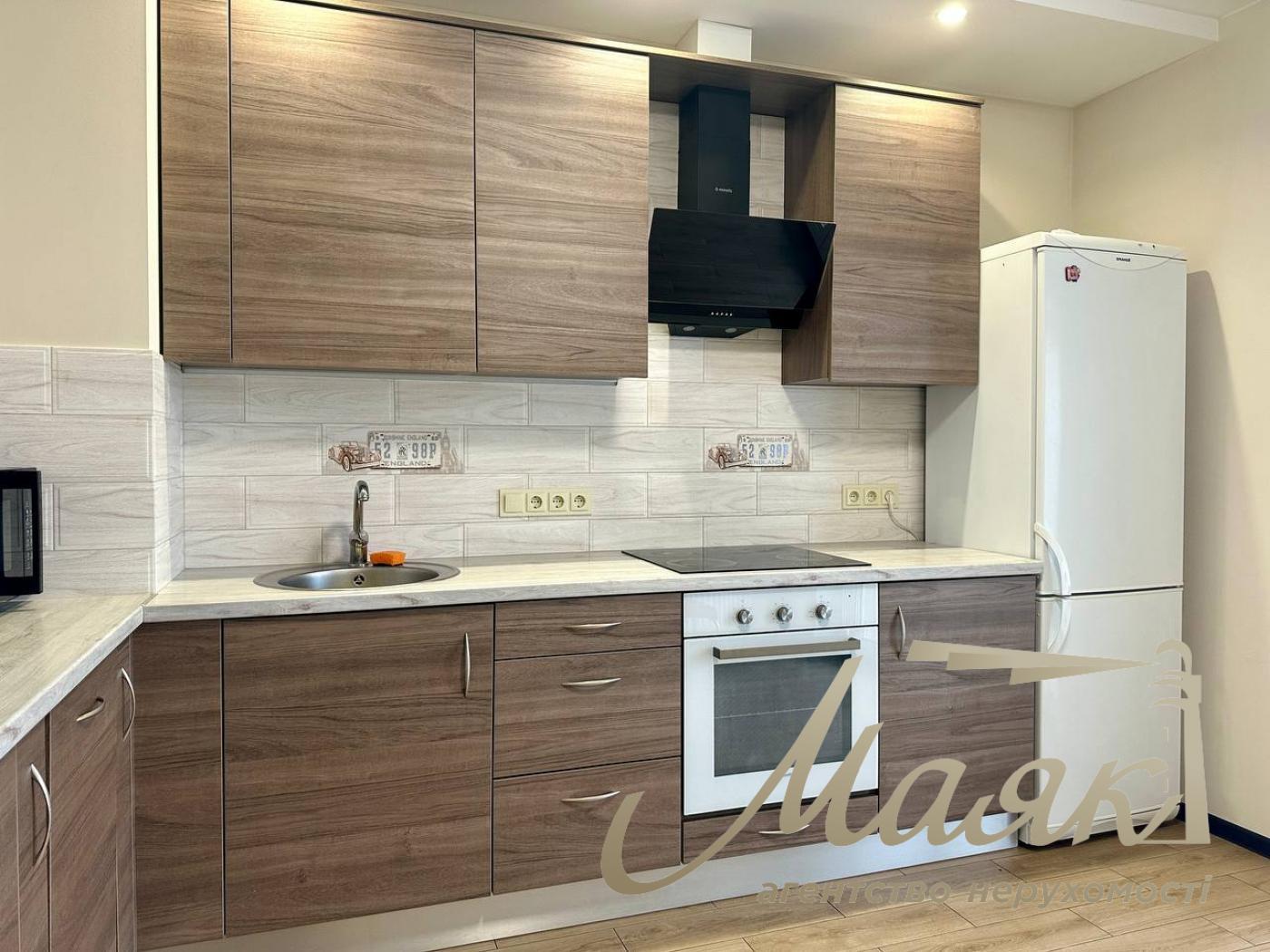 Оренда 1 кімнатної квартири в ЖК Брістоль по вул.Лобановського 144, метро Деміївська.