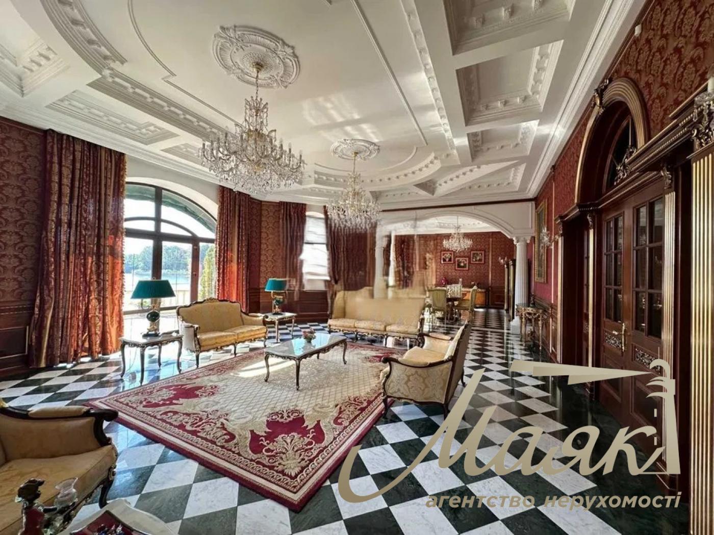 We offer for sale VIP-house in the cottage town "Golden Gate" (Koncha-Zaspa), Obukhovsky district.