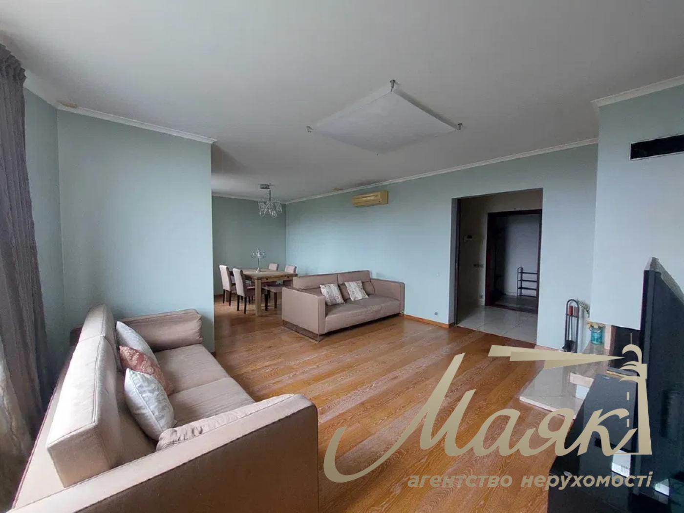 Продаж 4-к 2-х рівневої квартири, 158 м2, вул. Лобановського, Святошинський р-н