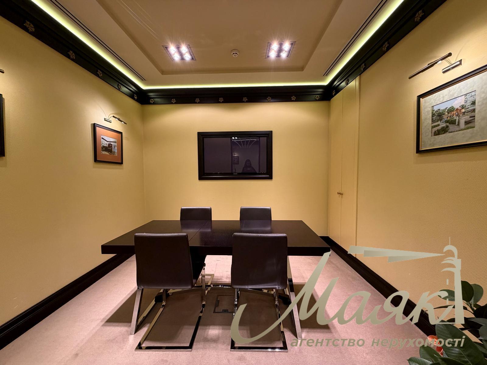 Оренда офісу 120м2 в ЖК Obolon Residences, Оболонський район.