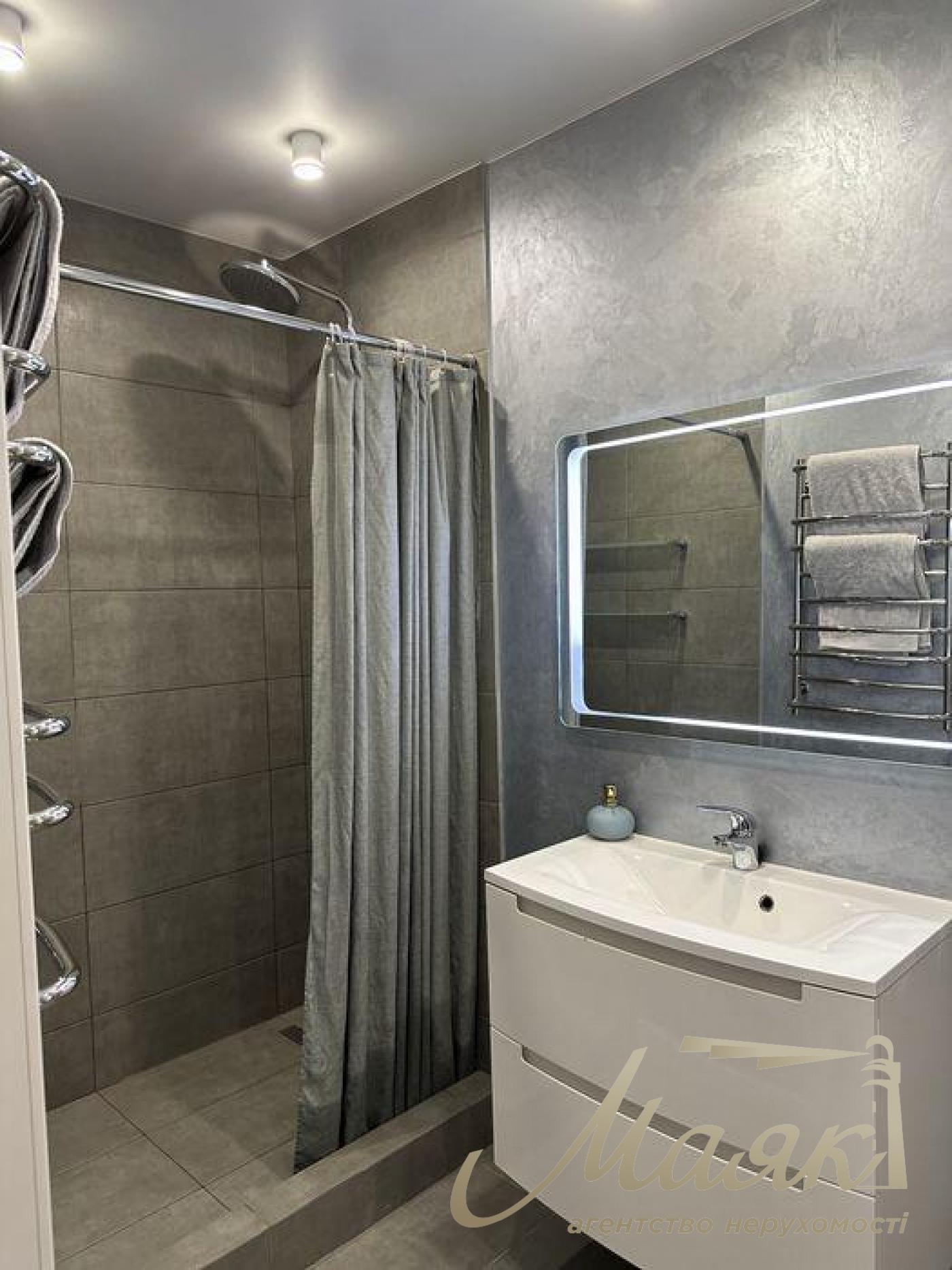 Sale of a 3-storey house 110 sq.m. Khotov village. Kievo-Syatoshinsky suburb.