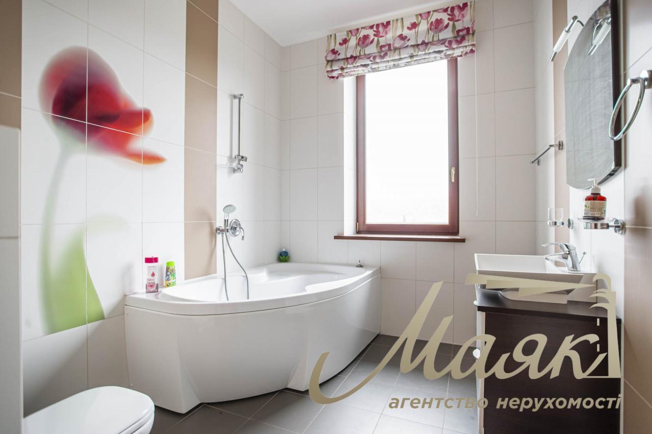 Sale of house 420 m2 in elite KG Solnechnaya Dolina, Romankov