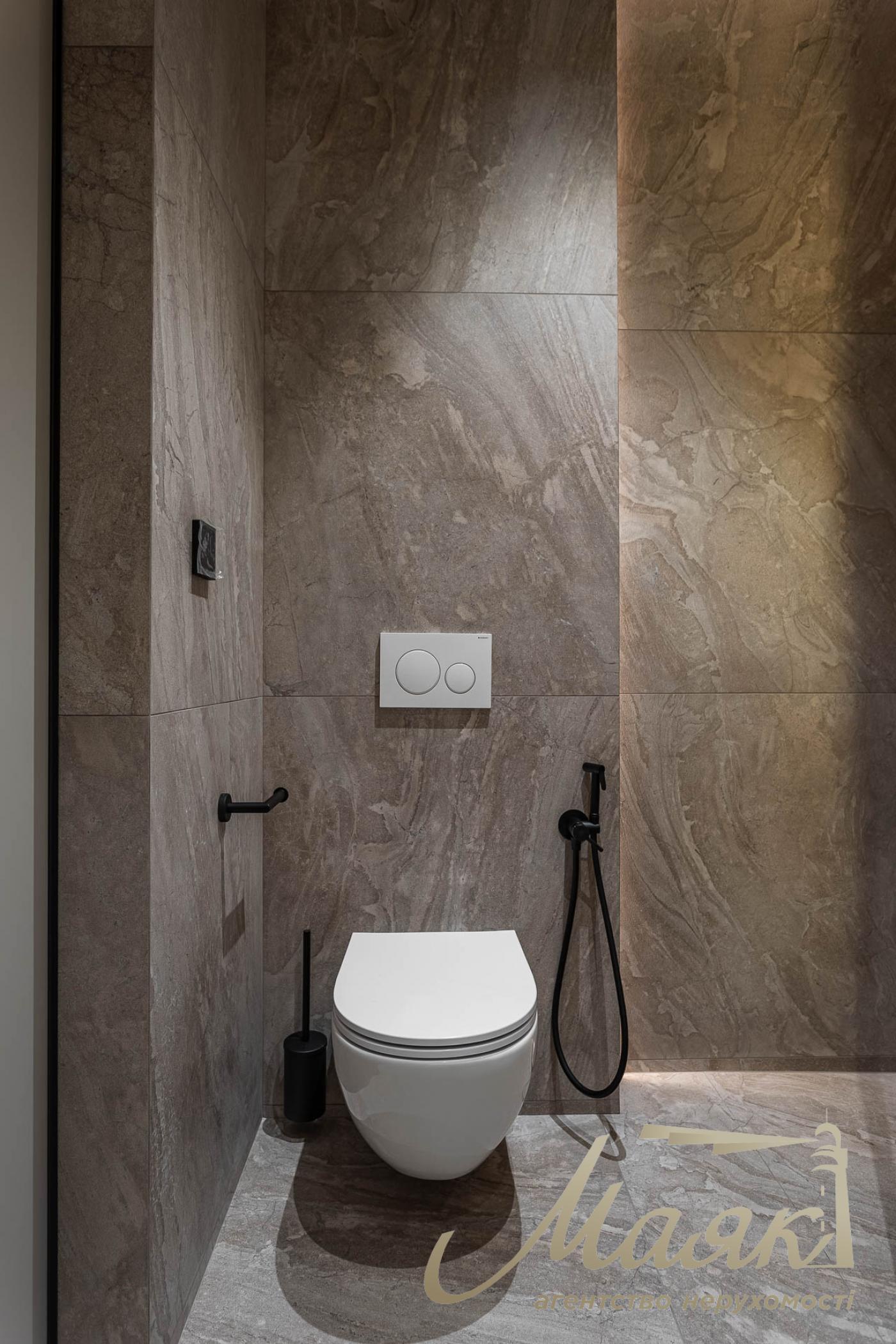 Продаж 4-кімнатної квартири ЖК Новопечерські Липки вул. Верхогляда (Верхогляда)