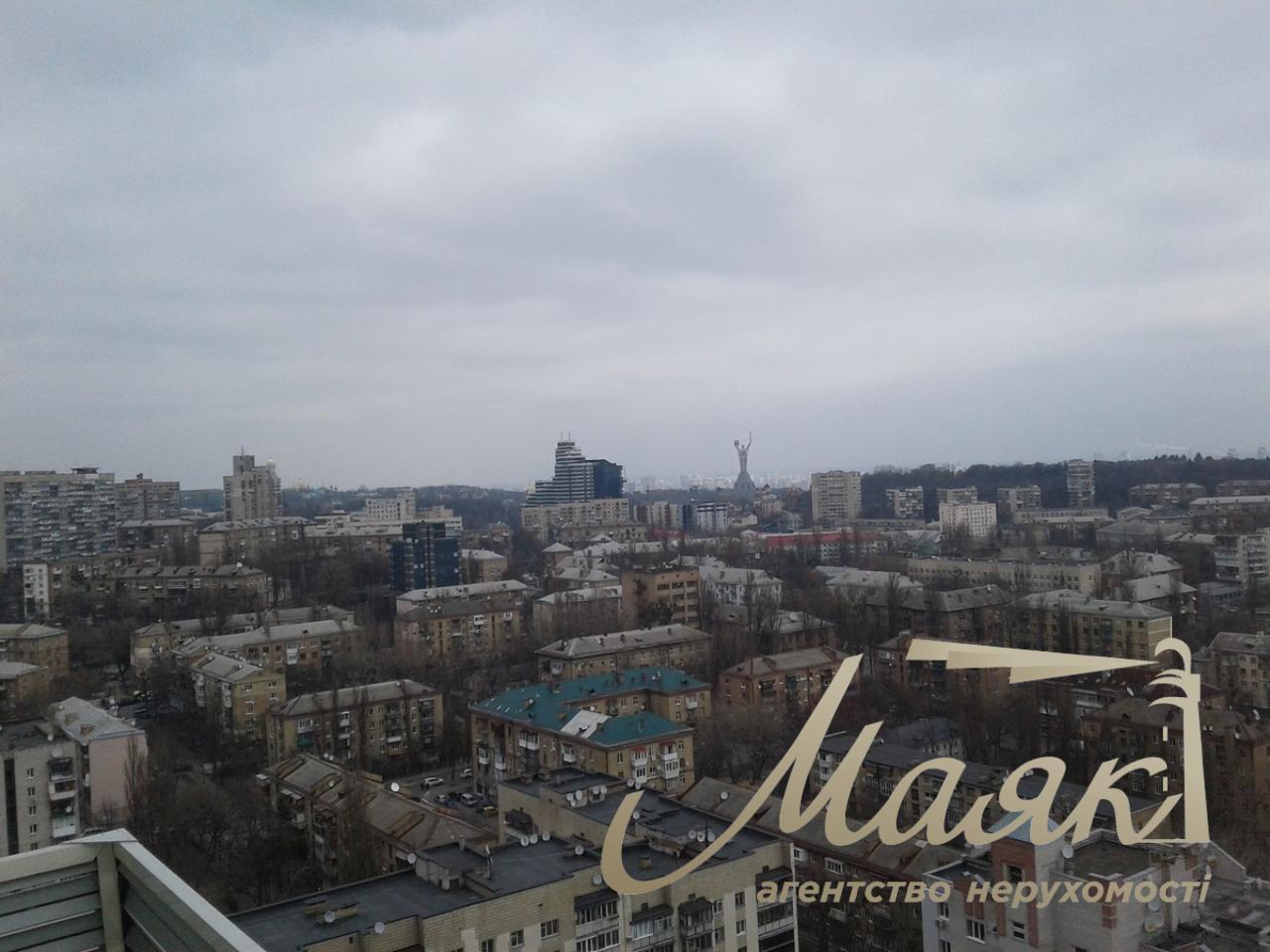 Продаж 1-к квартири 50м2 в ЖК Новопечерські Липки вул.Драгомирова 2а