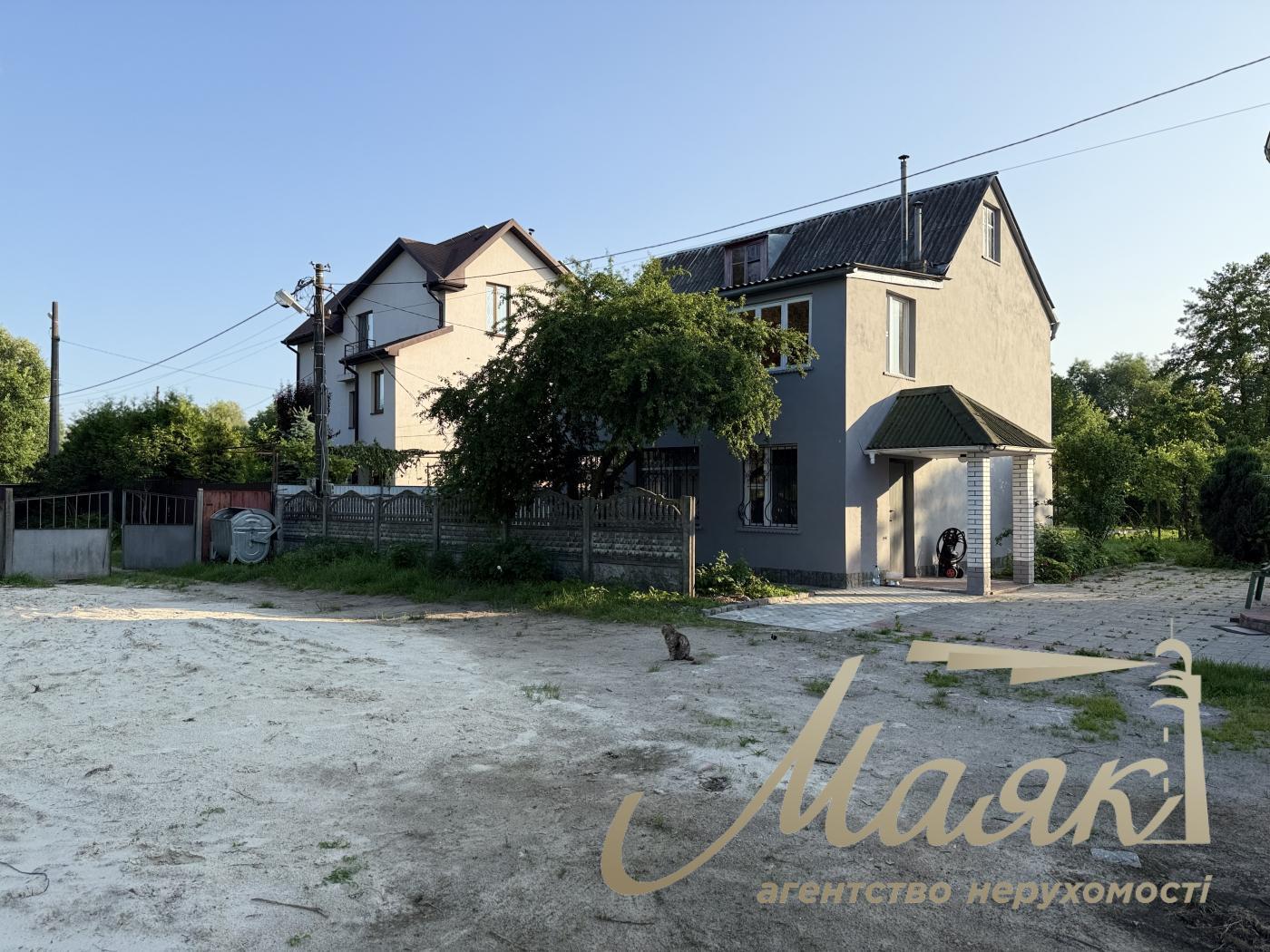 Продаж 2х-поверхового будинку з виходом до води 120м2 9 сотко землі Голосіївський район, Чапаєвка/Віта Литовська з виходом до води