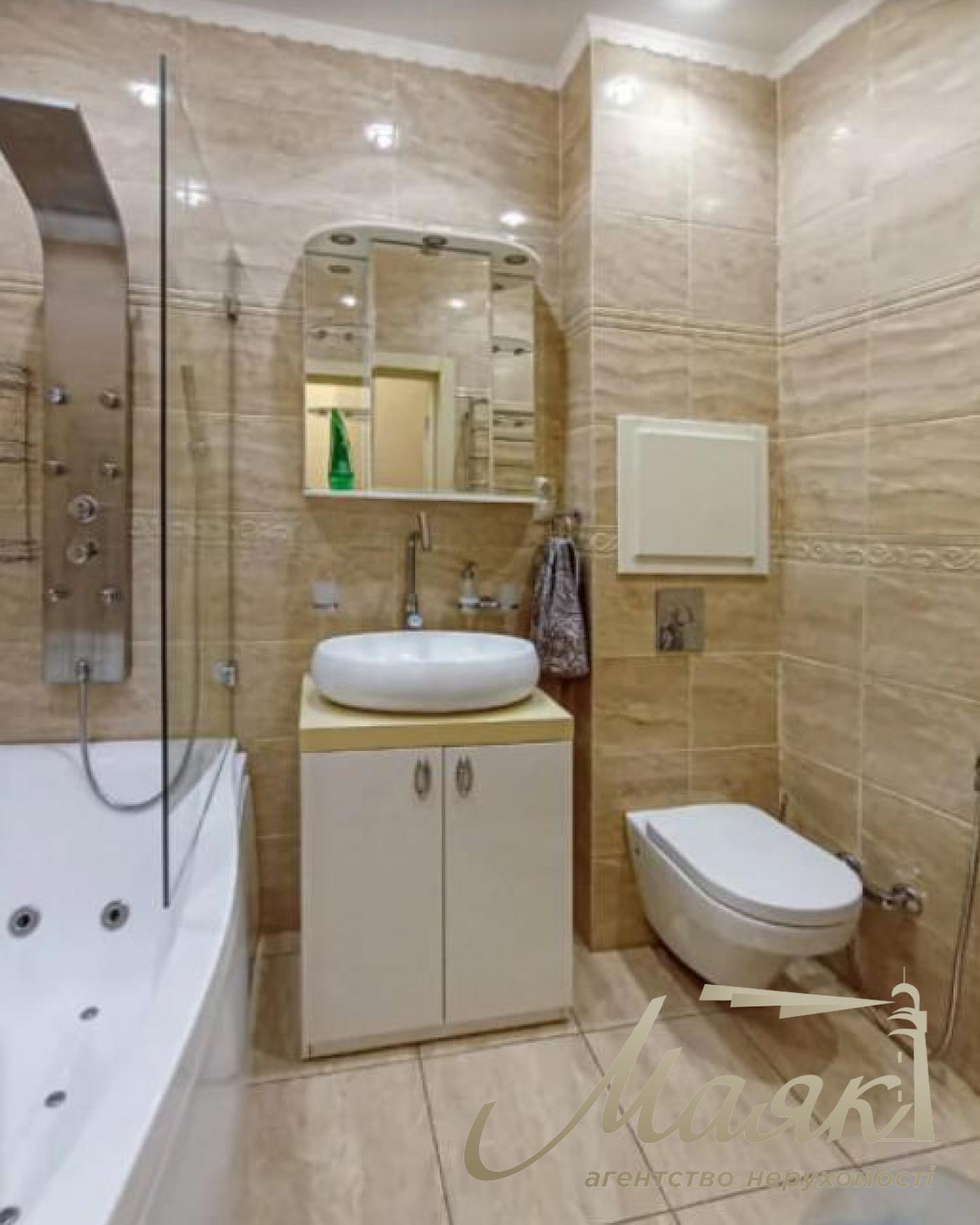 Продажа двухуровневой 4к квартиры ул. Гната Хоткевича, Черниговская