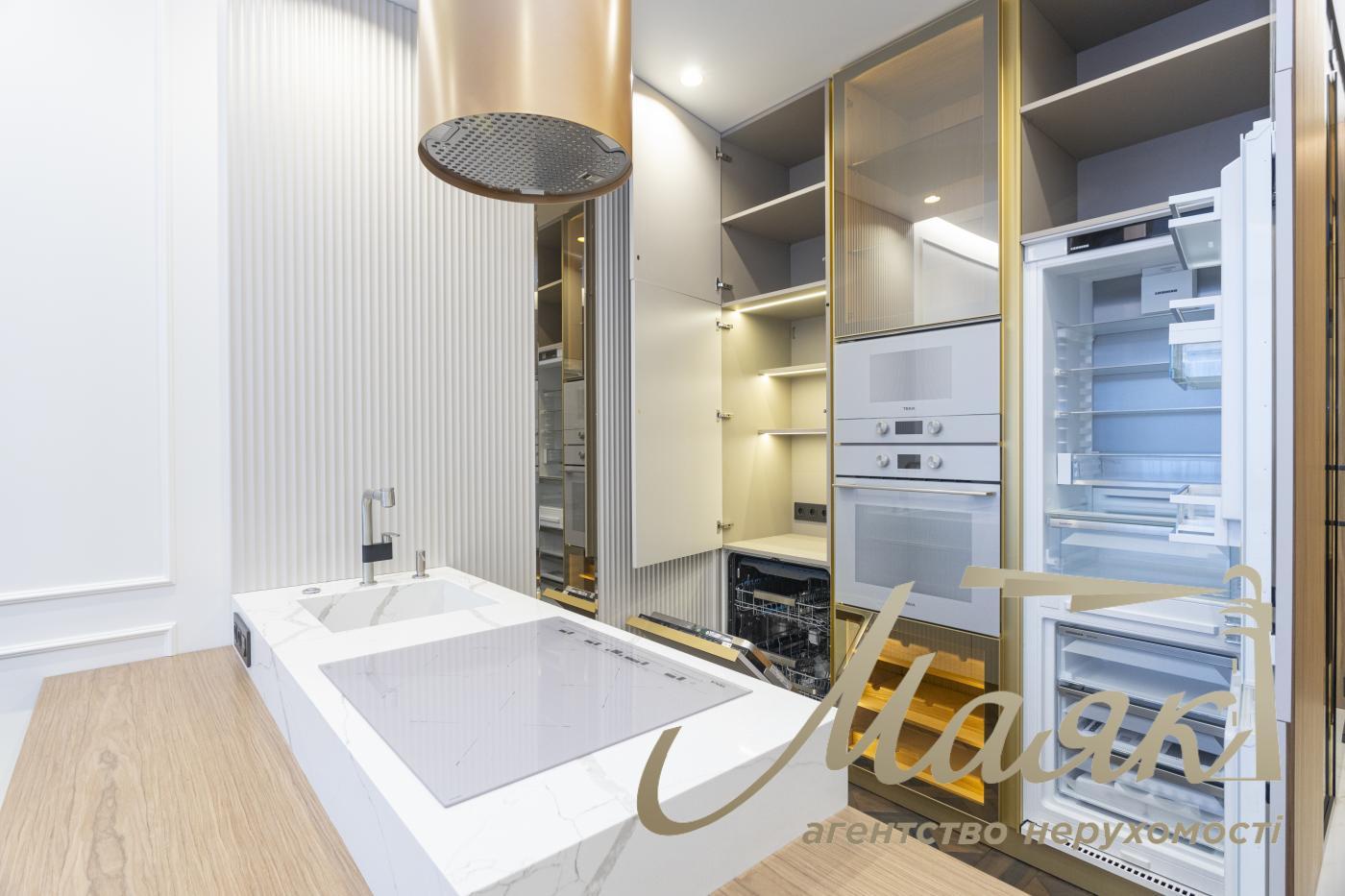 Продажа 2к квартиры 50м2, ЖК Французский квартал 2, ул. Джона Маккейна, Печерський район.