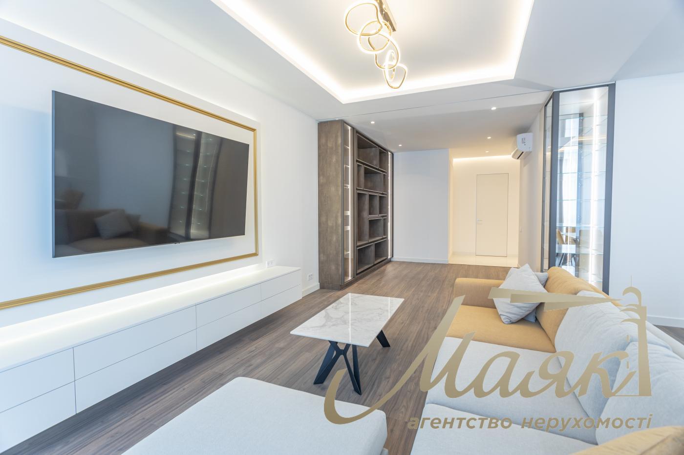 Продаж 4-кімнатної квартири 180 м² в ЖК "Новопечерські Липки", Драгомирова 15Б, Печерський район, Київ.