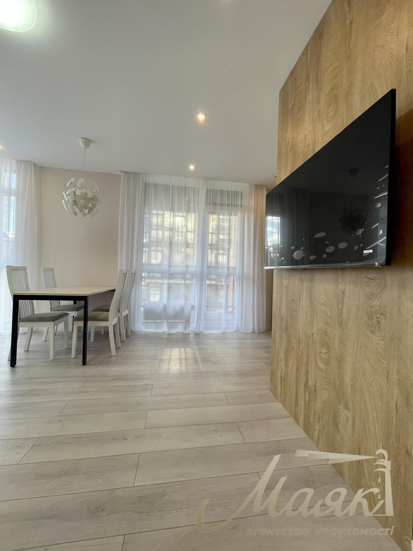 Аренда 3к. квартиры, ЖК "Французский квартал", ул. Предславинская