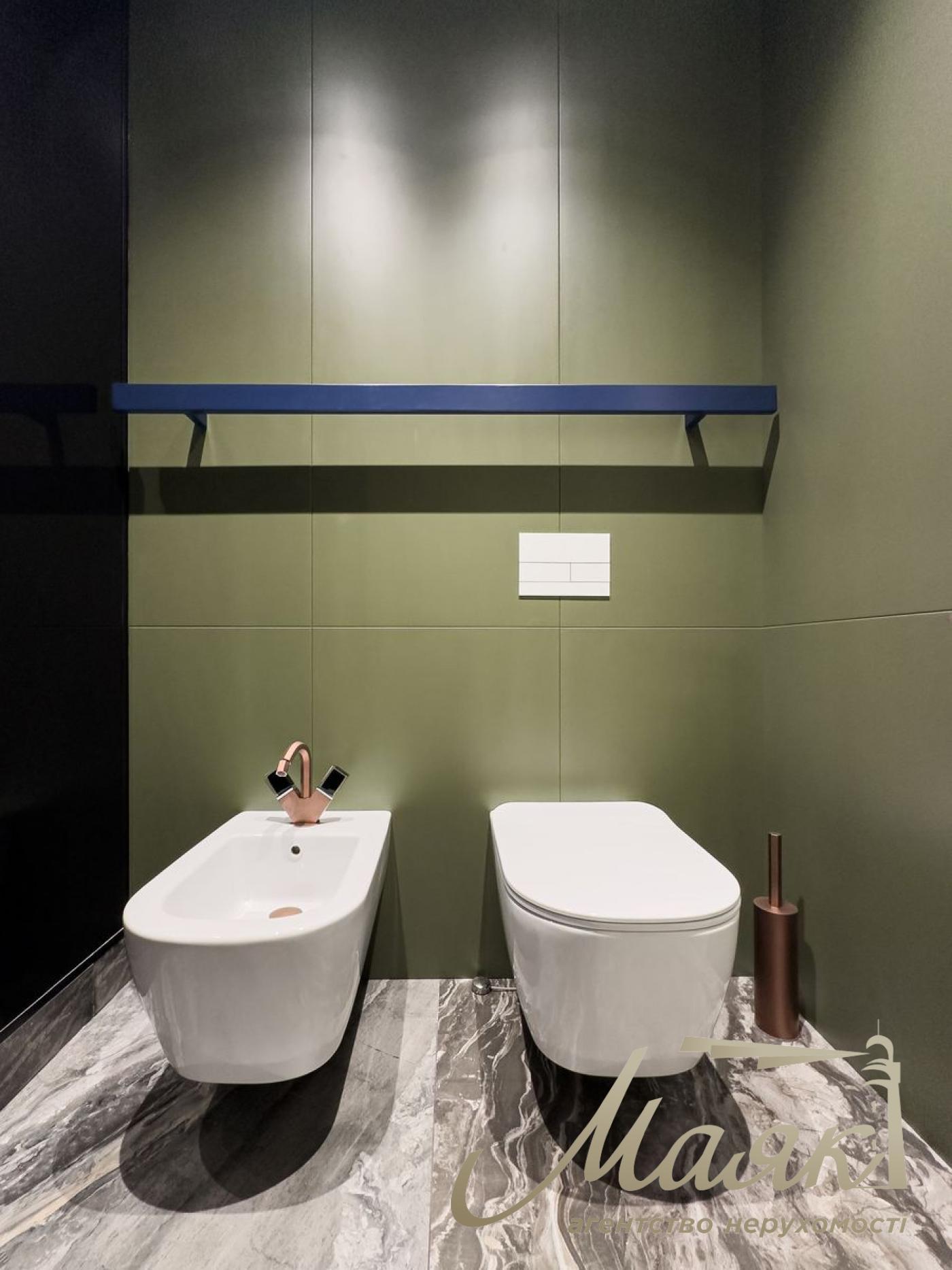Rent of an exclusive apartment 300m2 in the residential complex Chicago Central house, Antonovicha st. (Gorky), 44